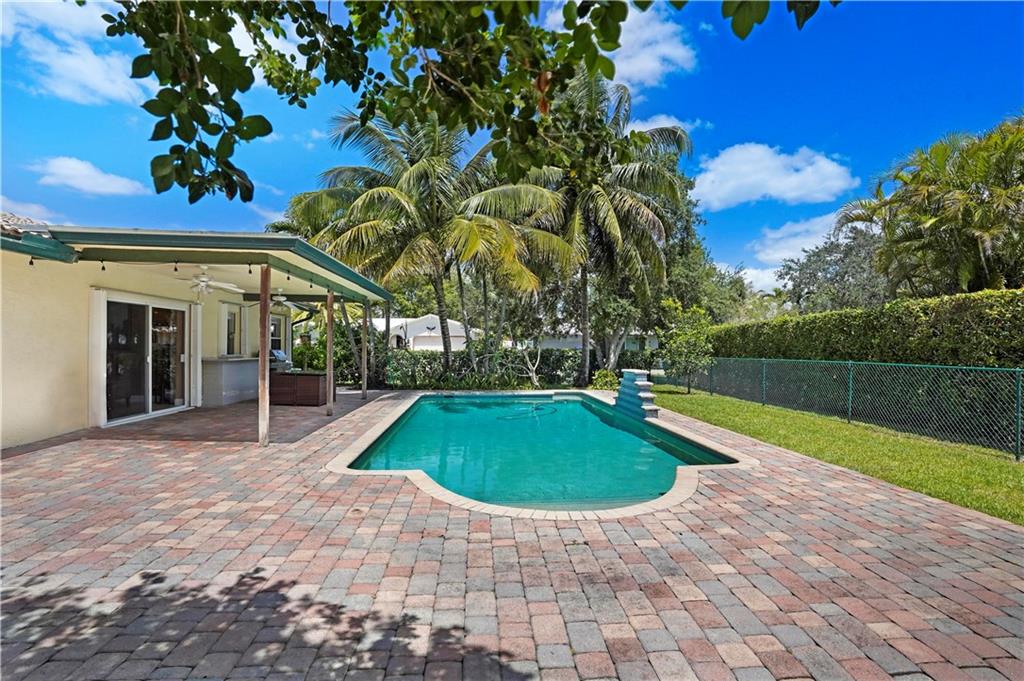 Westchester 72-43 B - Residential