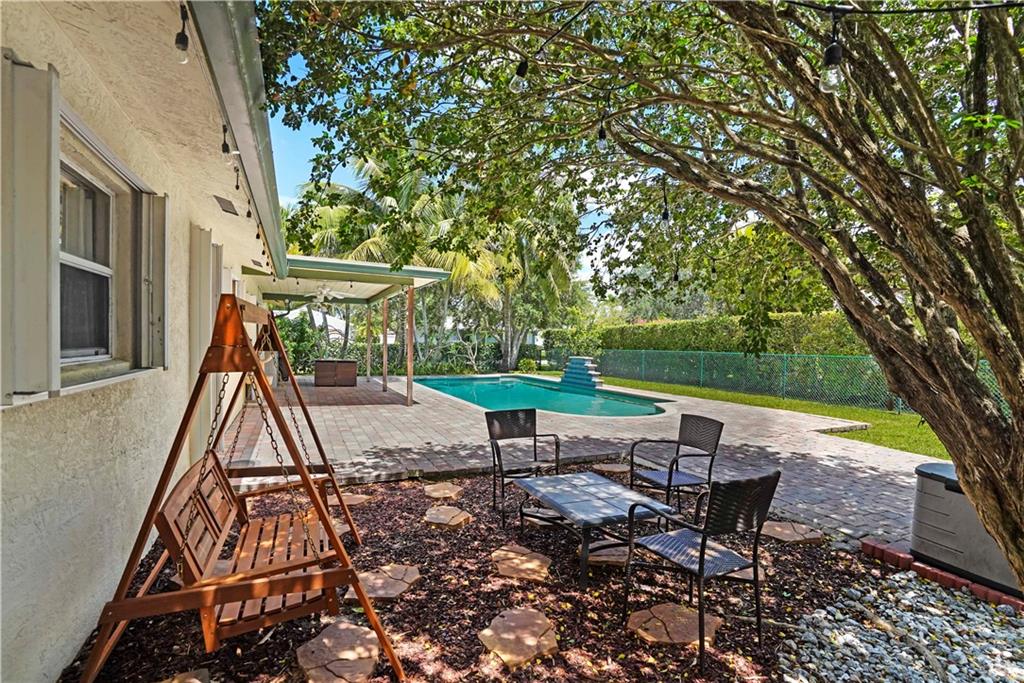 Westchester 72-43 B - Residential