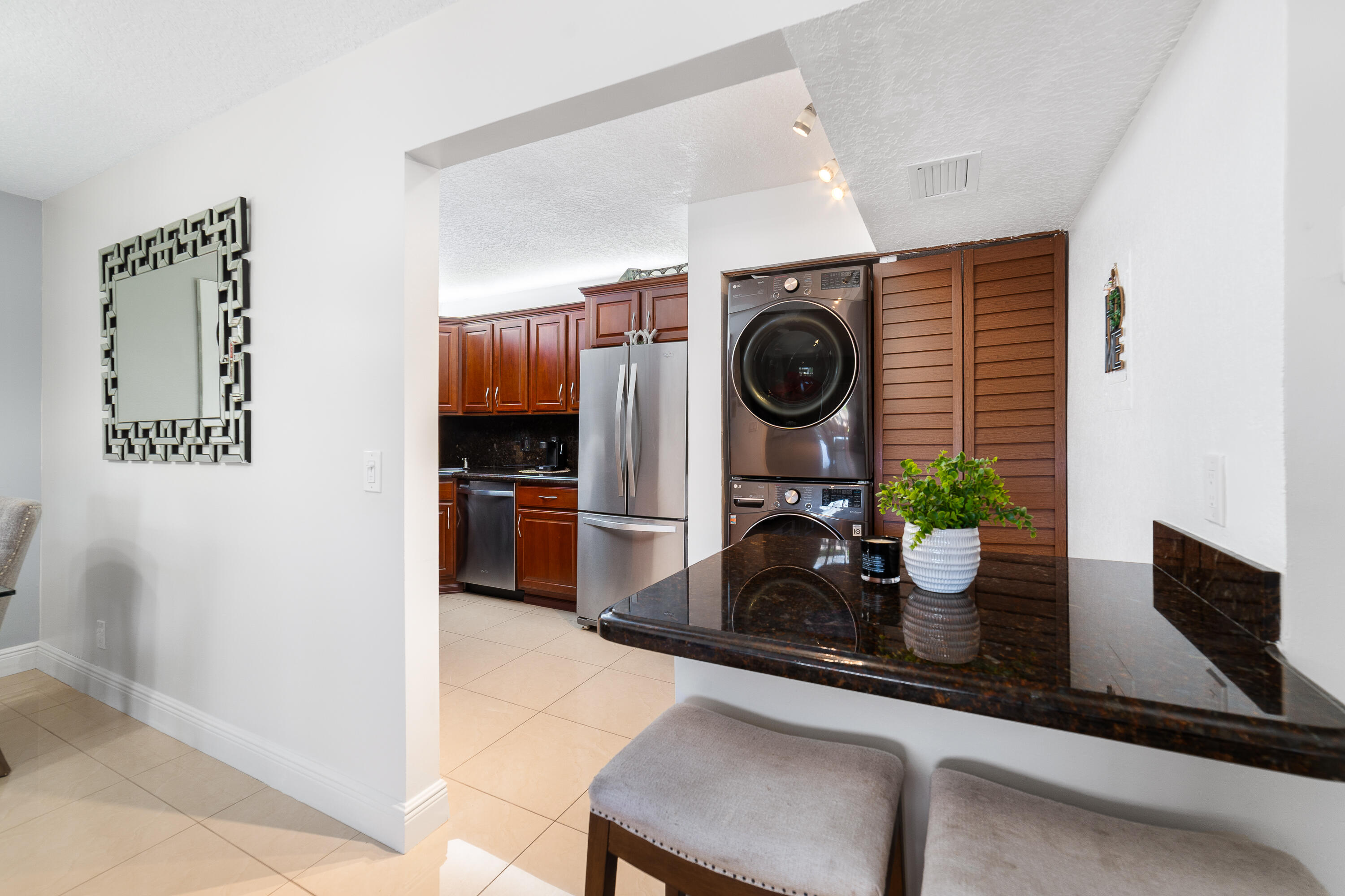 PINE RIDGE III - Residential