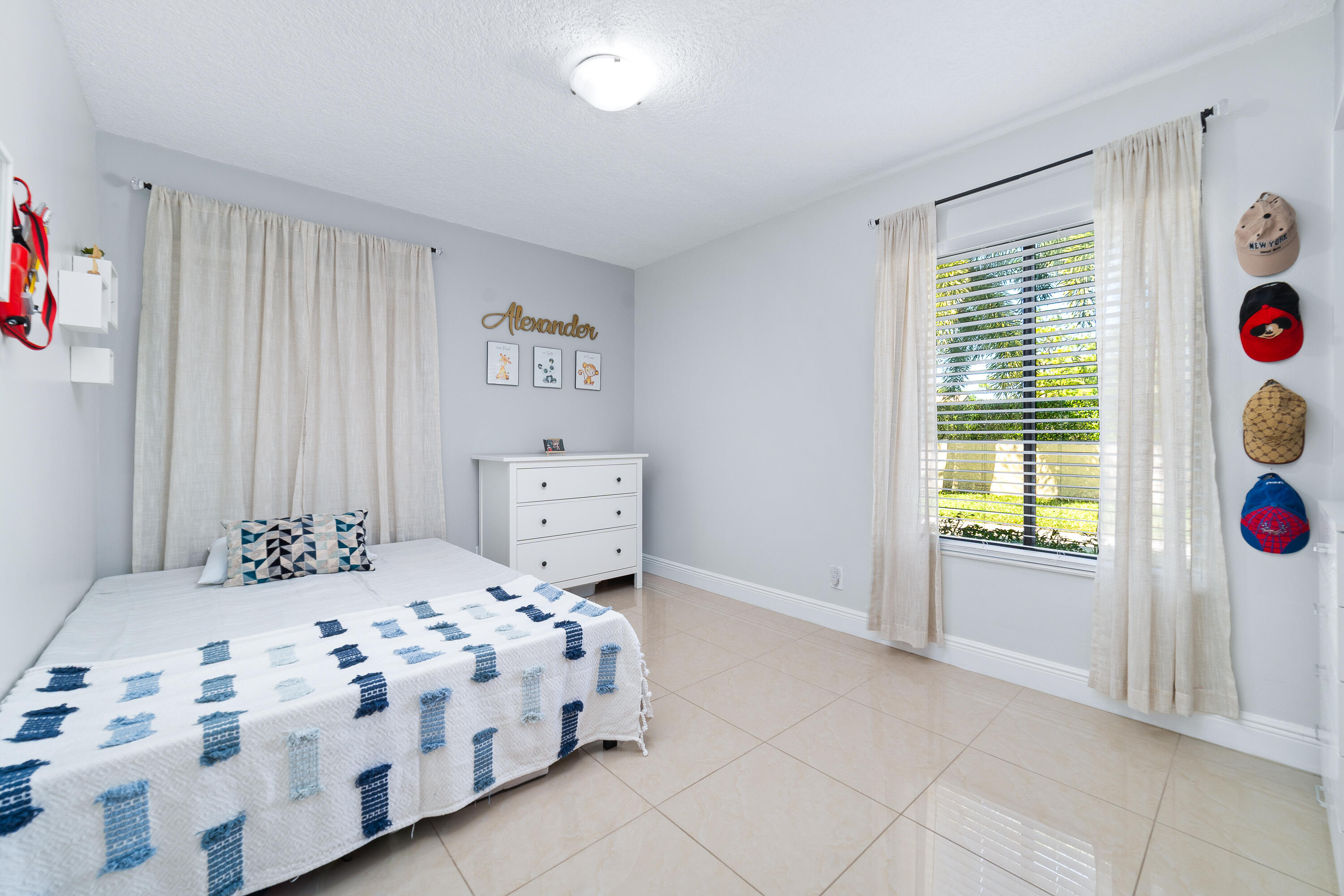 PINE RIDGE III - Residential