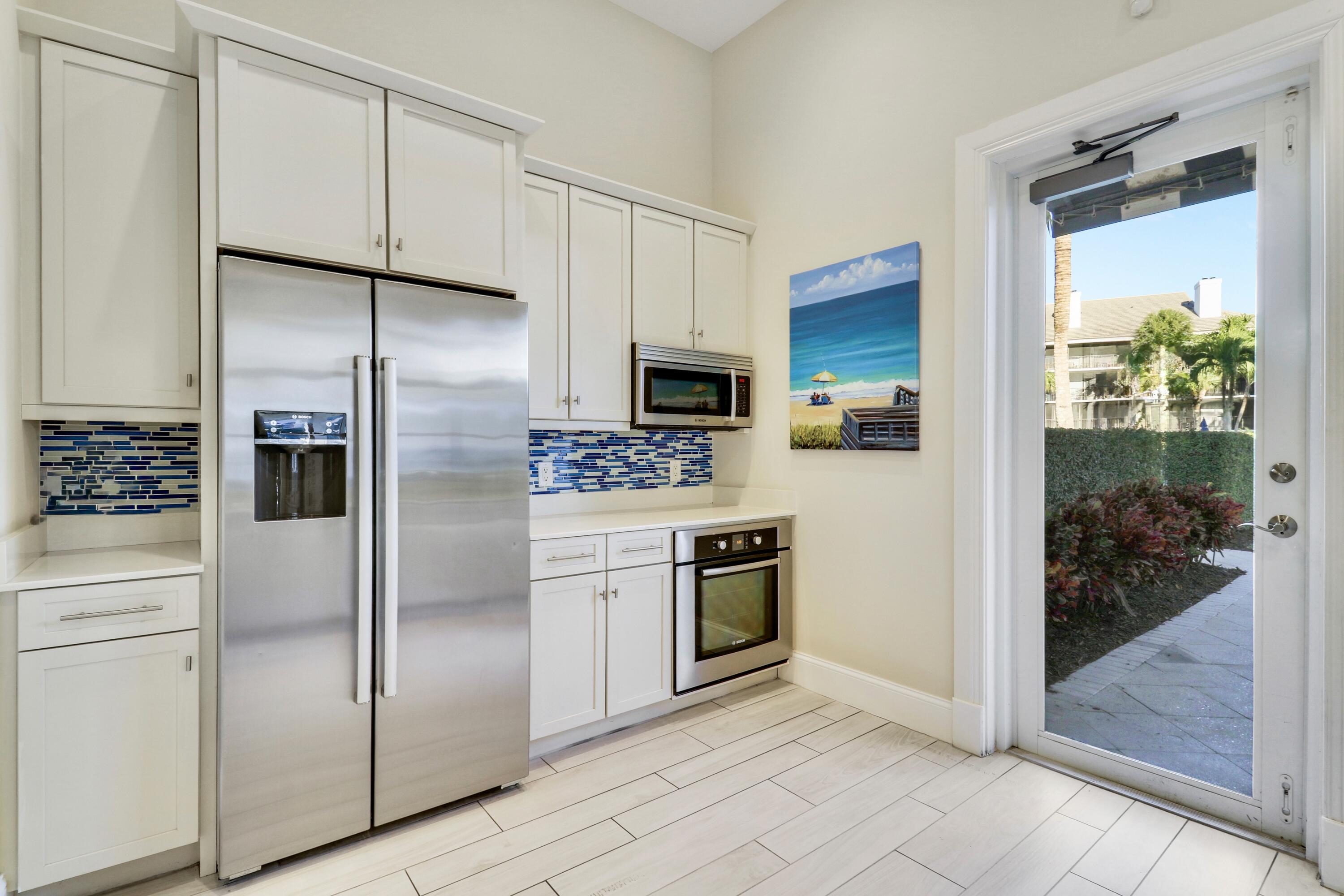 BAY COLONY CONDO - Residential