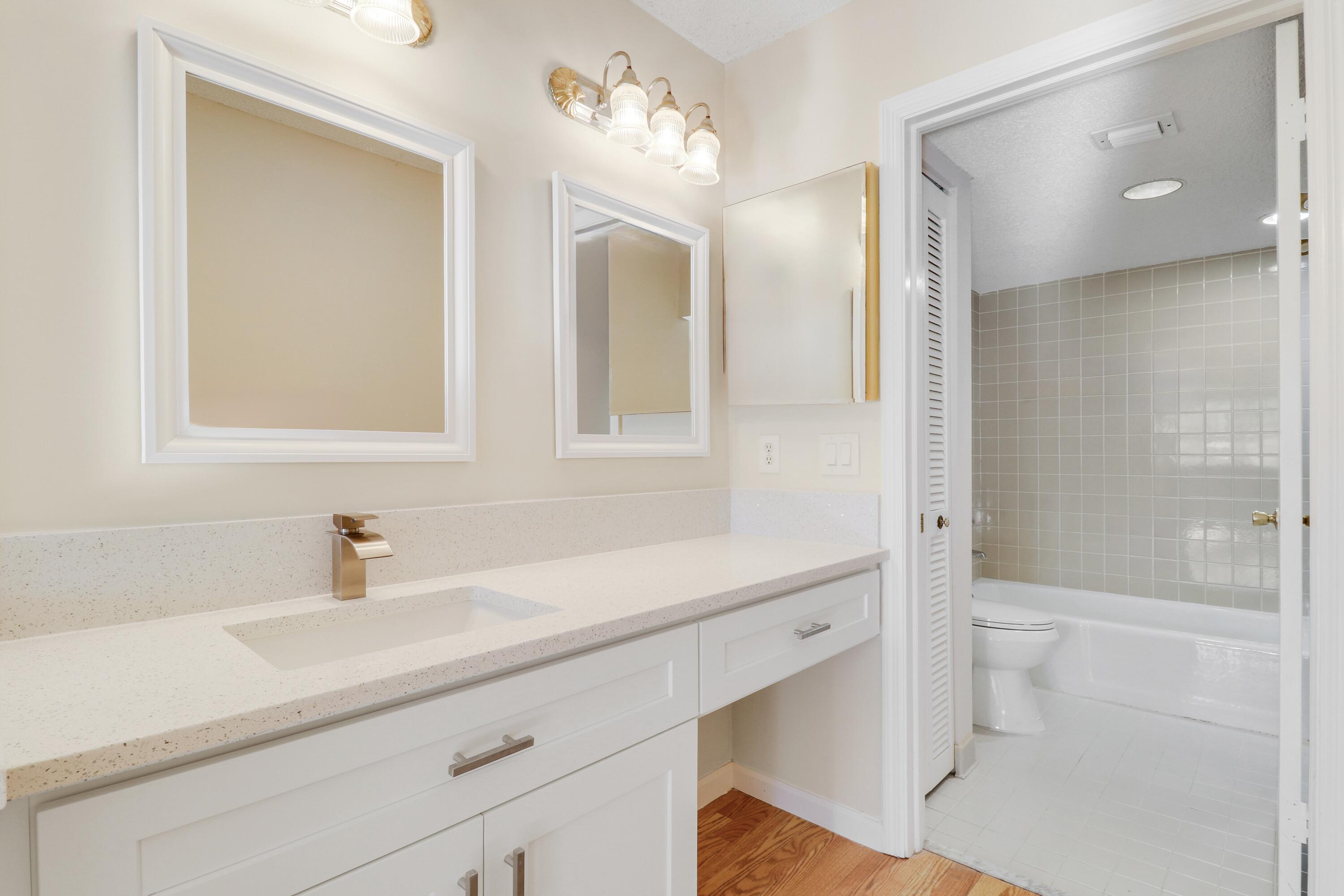 BAY COLONY CONDO - Residential