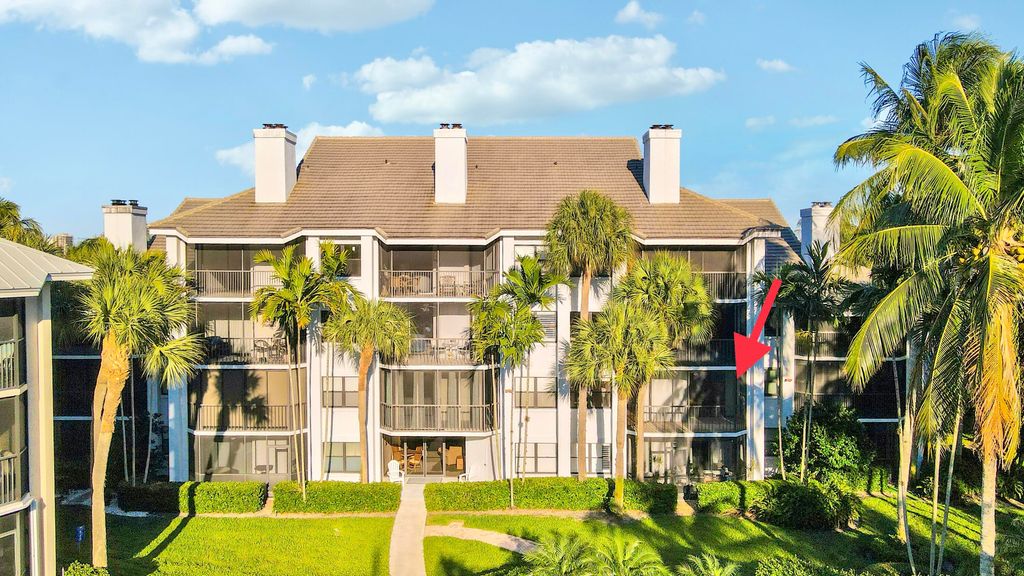 Photo of 122 Bay Colony Drive N, Juno Beach, FL 33408 (MLS # R11160637)