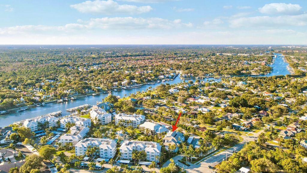 Photo of 122 Bay Colony Drive N, Juno Beach, FL 33408 (MLS # R11160637)