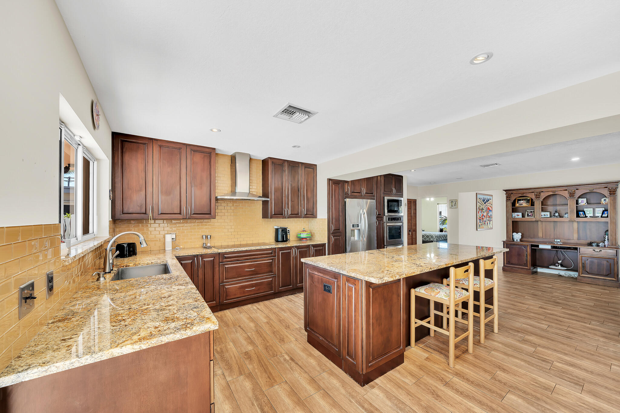 HIGHLAND WOODS SEC 7 - Residential