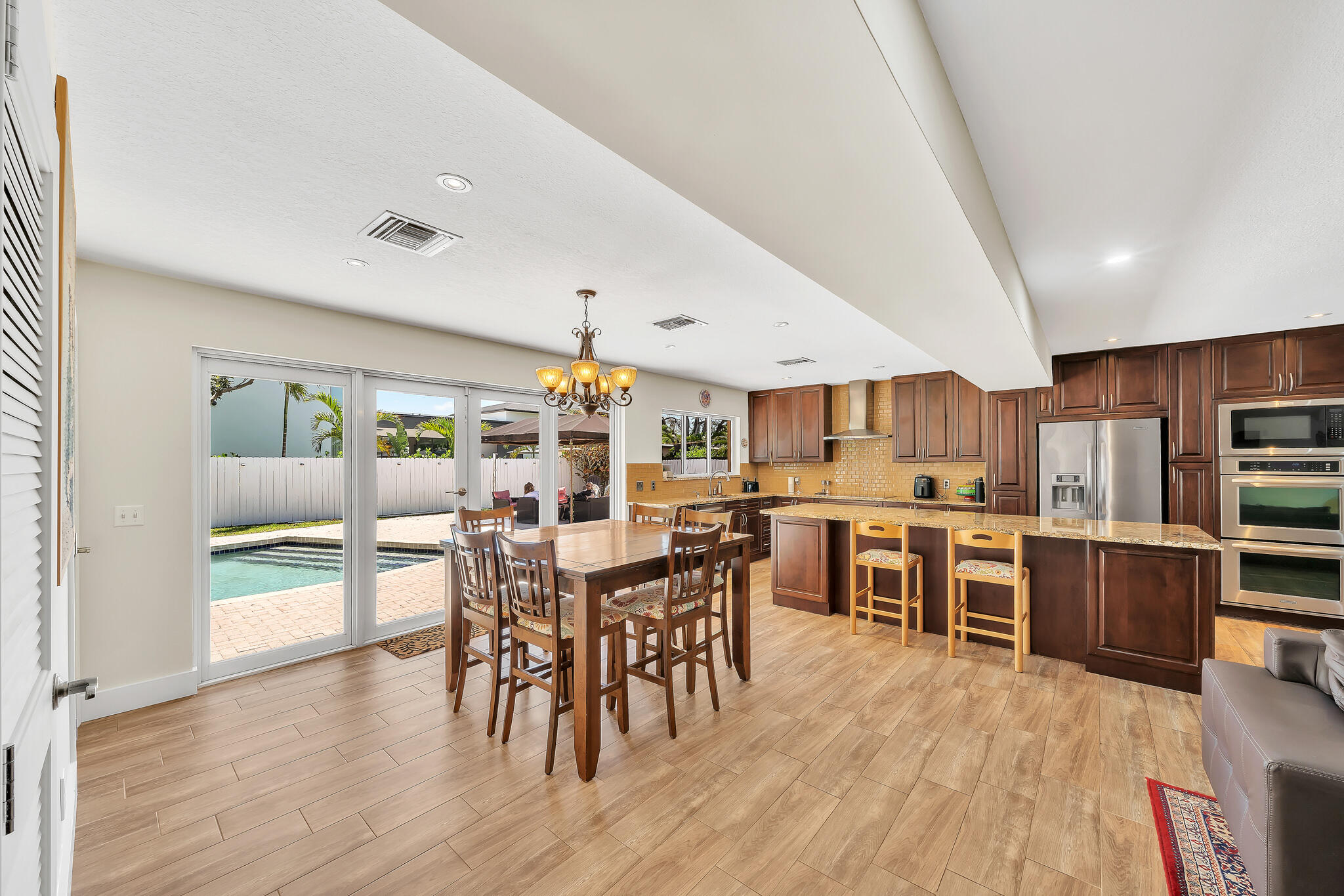 HIGHLAND WOODS SEC 7 - Residential