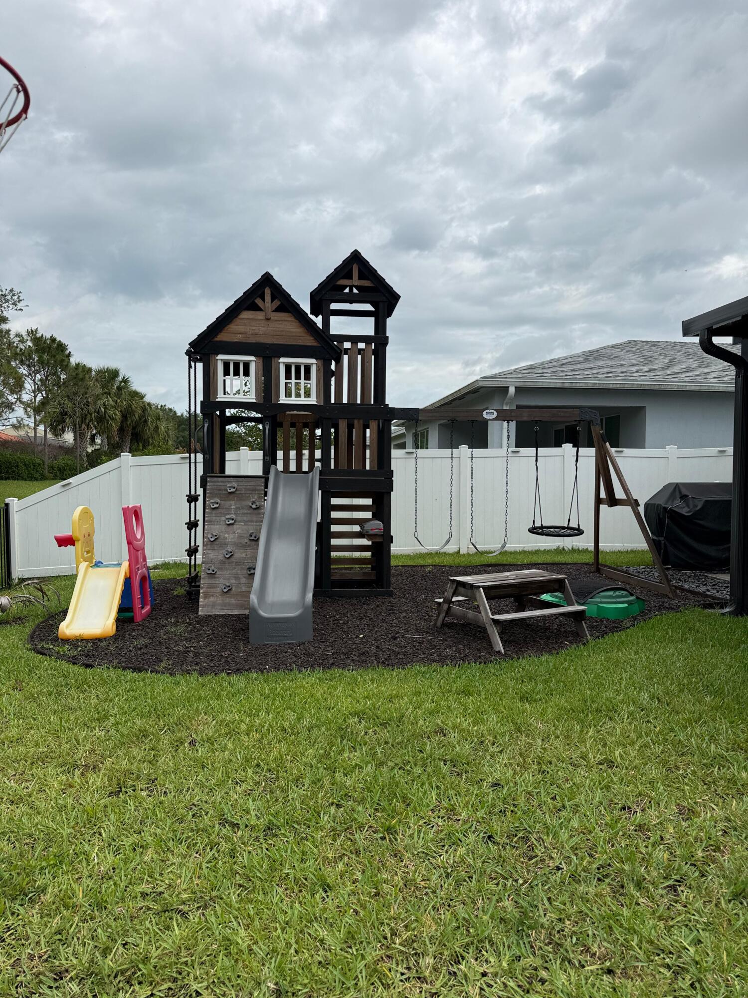 MATTAMY AT SOUTHERN GROVE PLAT 1 REPLAT - Residential