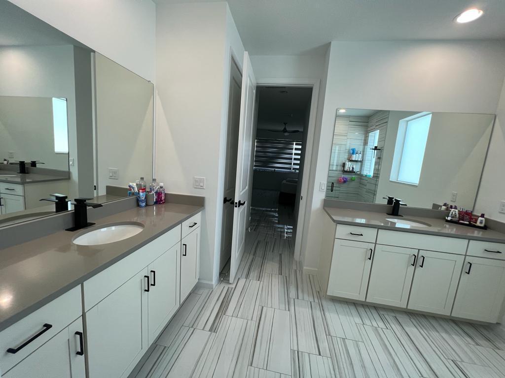 MATTAMY AT SOUTHERN GROVE PLAT 1 REPLAT - Residential