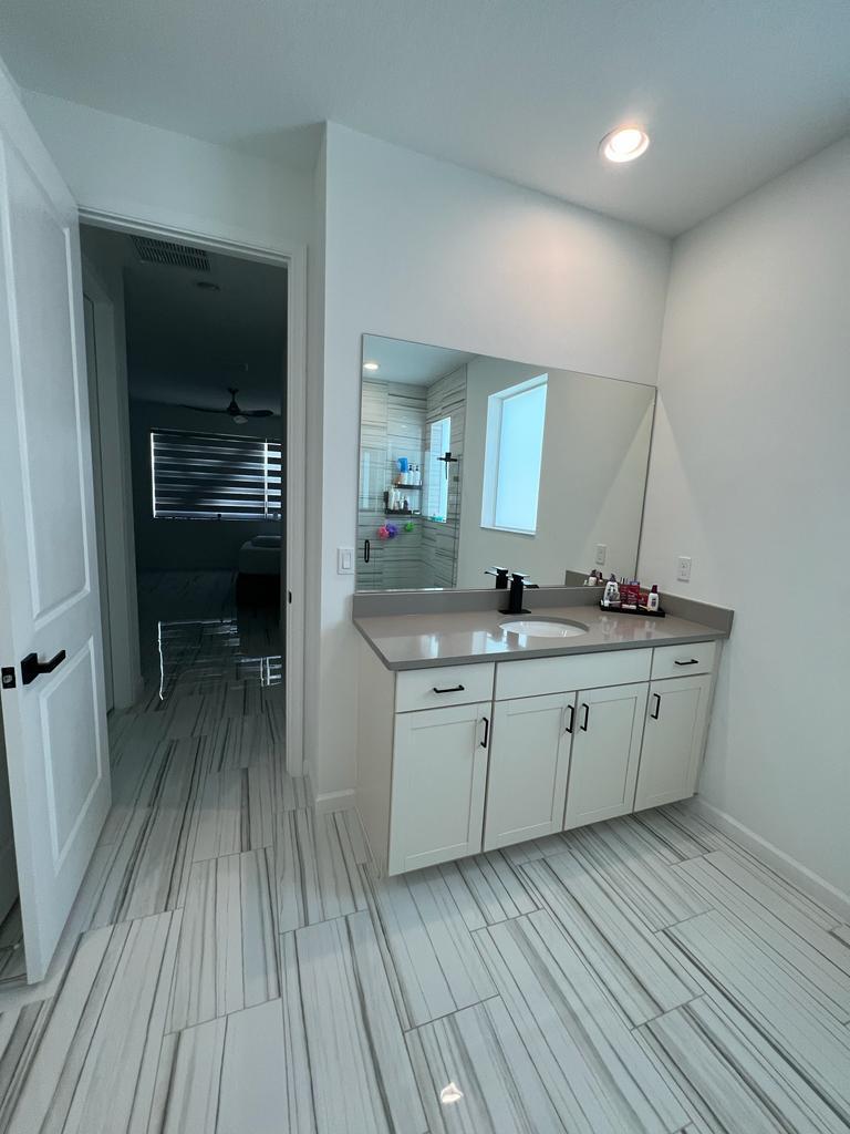 MATTAMY AT SOUTHERN GROVE PLAT 1 REPLAT - Residential
