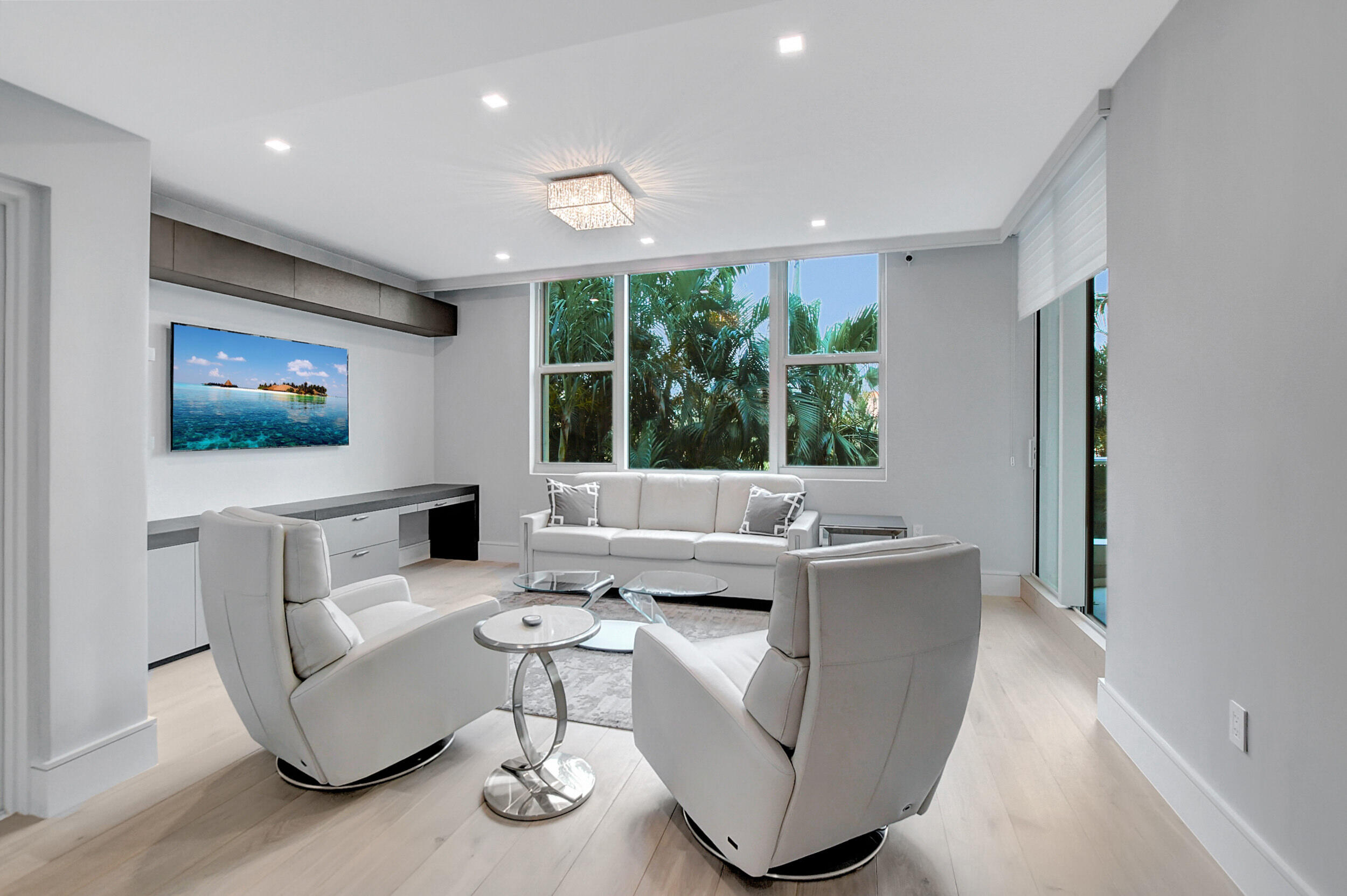 MIZNER GRAND CONDO - Residential