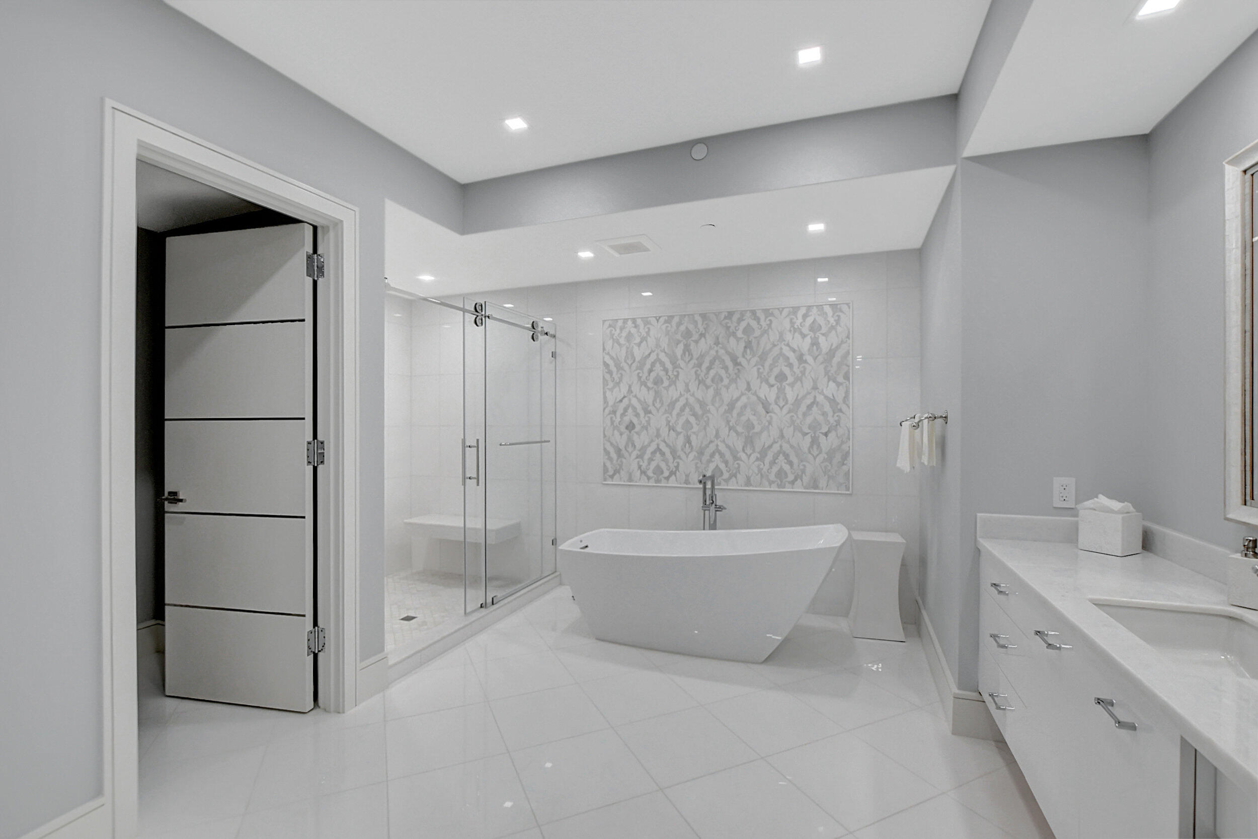 MIZNER GRAND CONDO - Residential