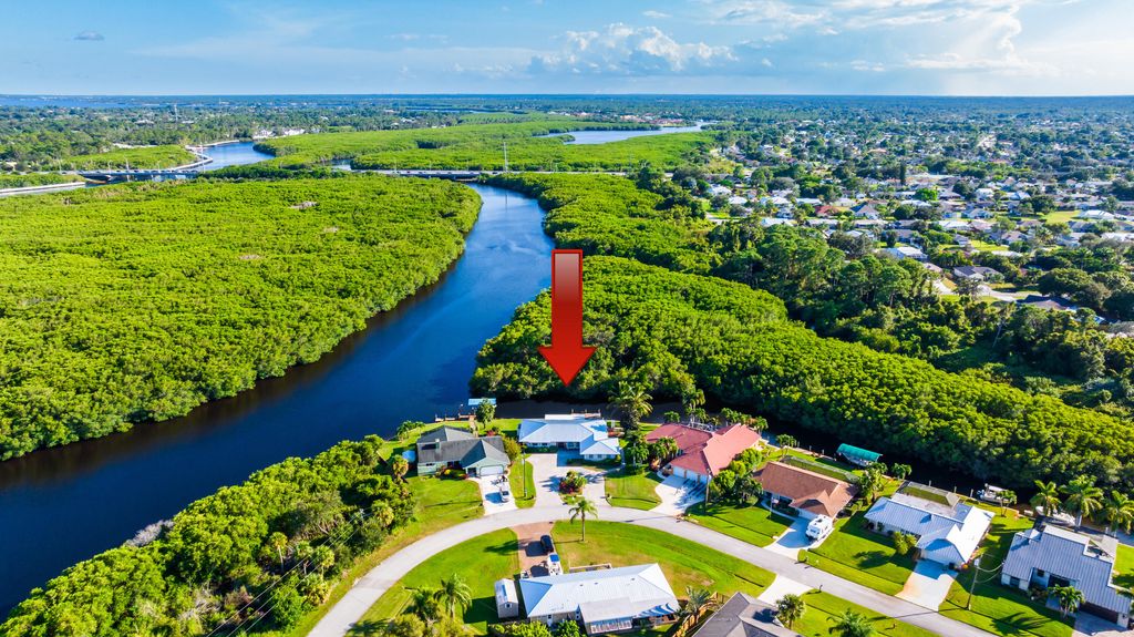 Photo of 898 SE Seahouse Drive, Port Saint Lucie, FL 34983 (MLS # R10918181)