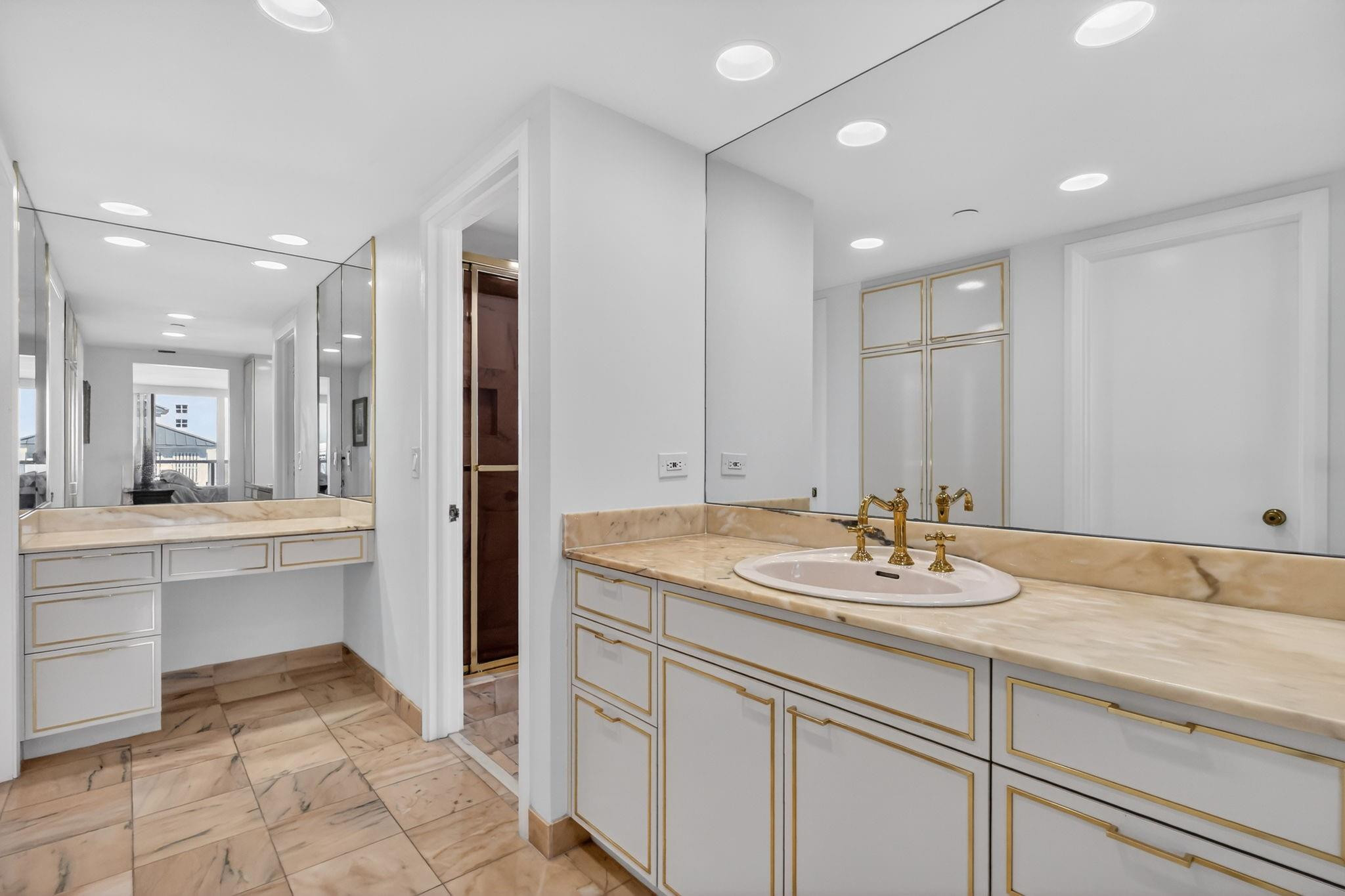 Villa Nova Condominium - Residential