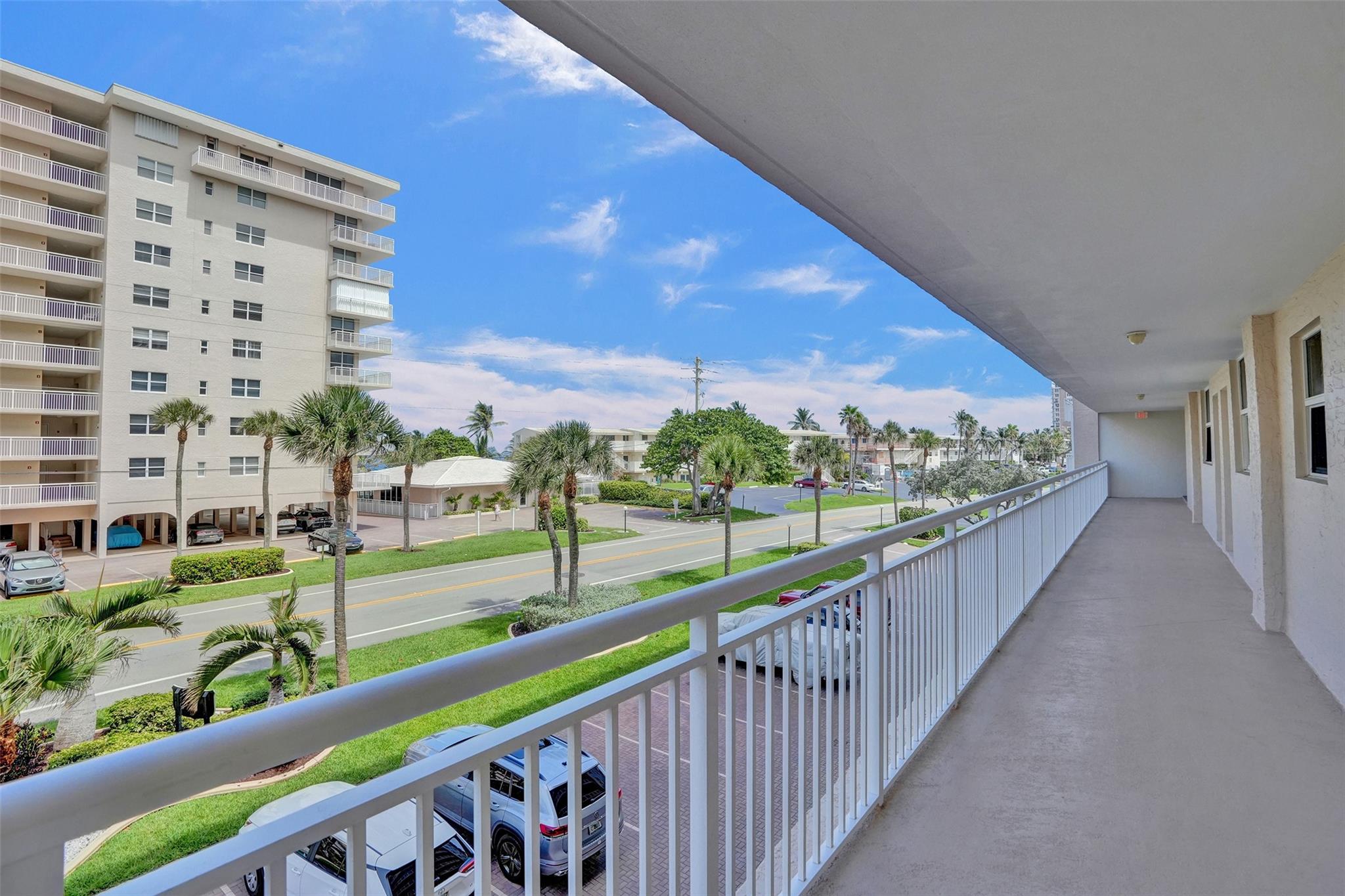 Hillsboro Le Baron Condo - Residential Lease