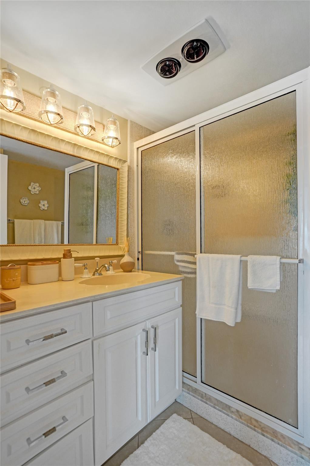 Hillsboro Le Baron Condo - Residential Lease