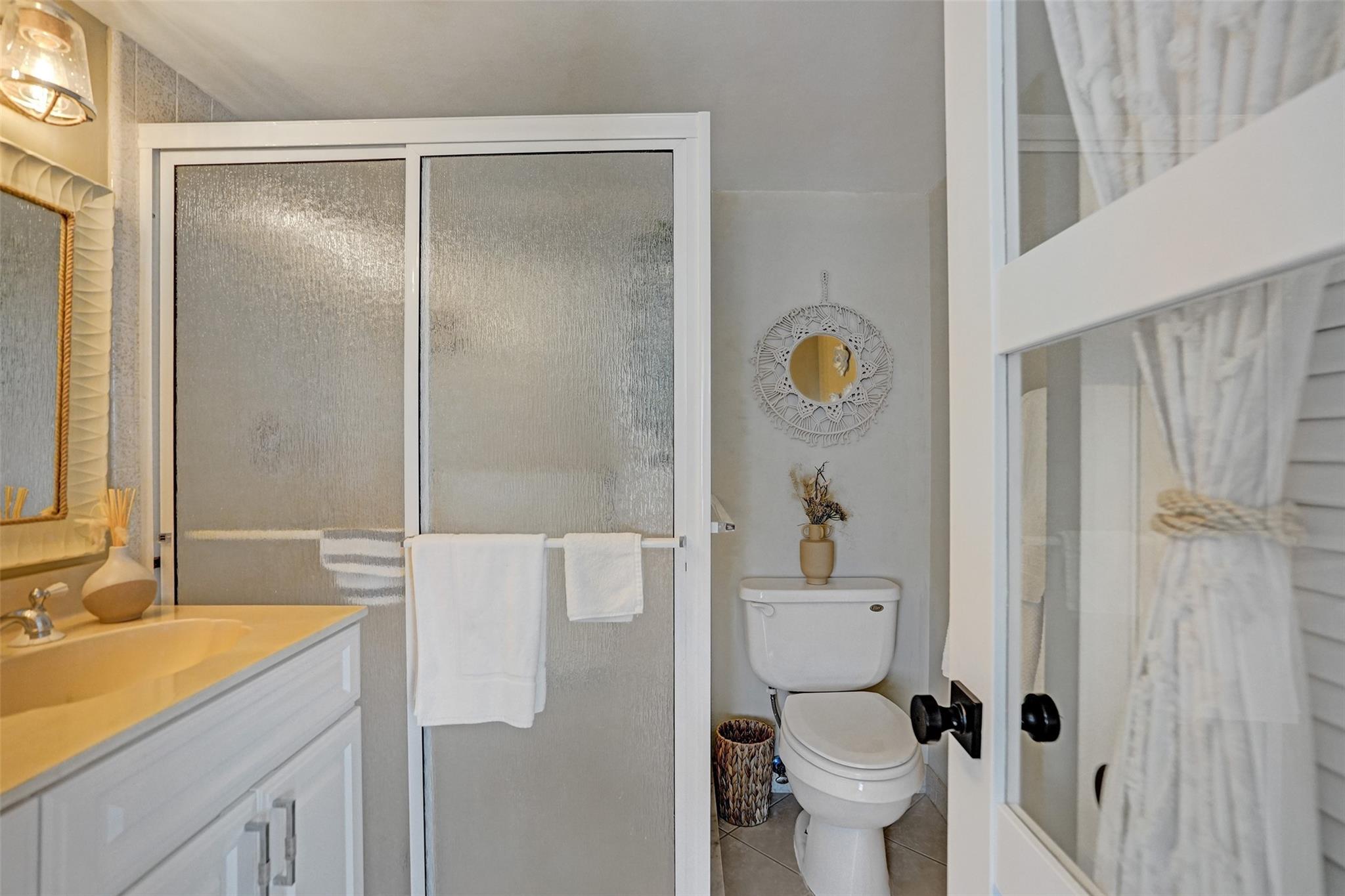 Hillsboro Le Baron Condo - Residential Lease