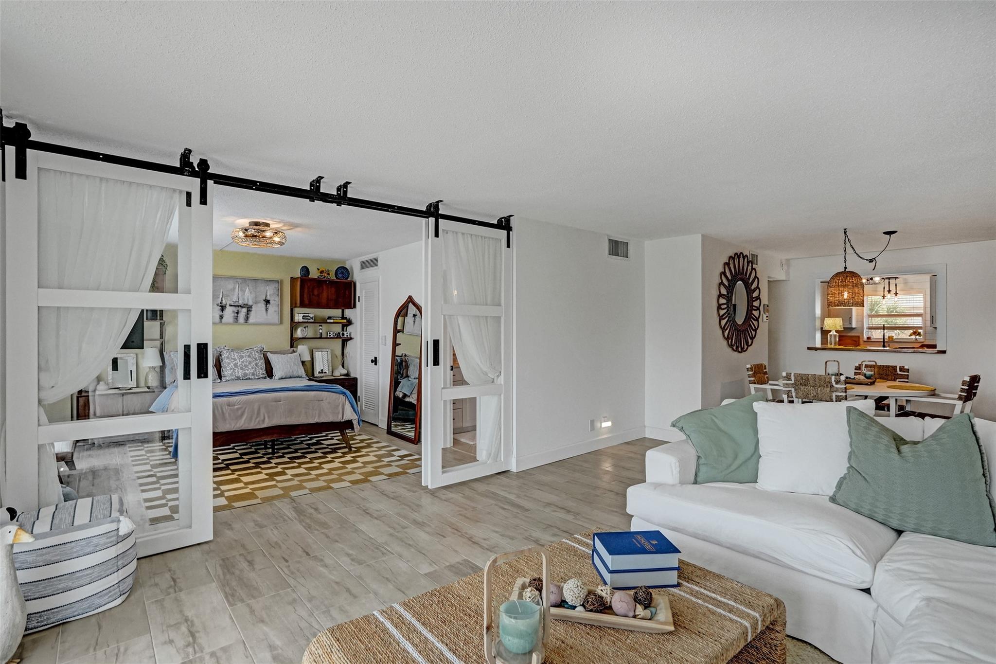 Hillsboro Le Baron Condo - Residential Lease