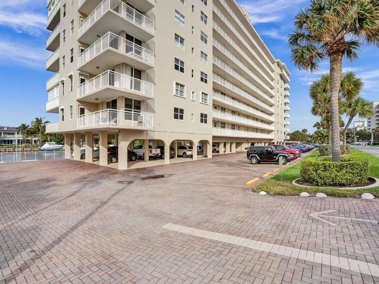 Hillsboro Le Baron Condo - Residential Lease