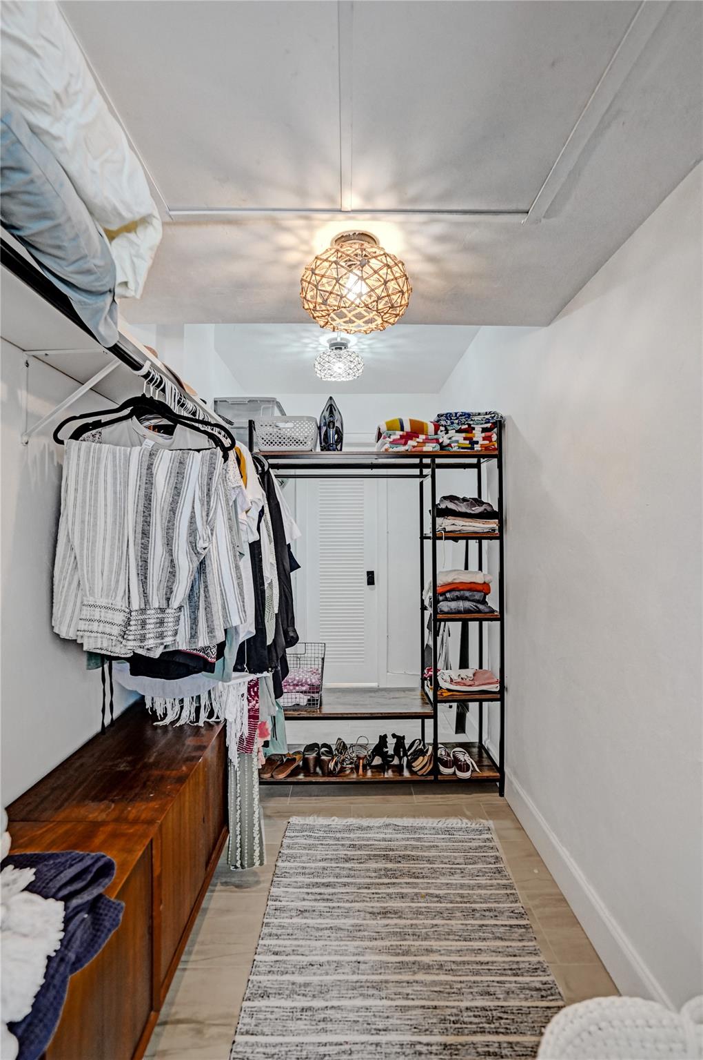 Hillsboro Le Baron Condo - Residential Lease