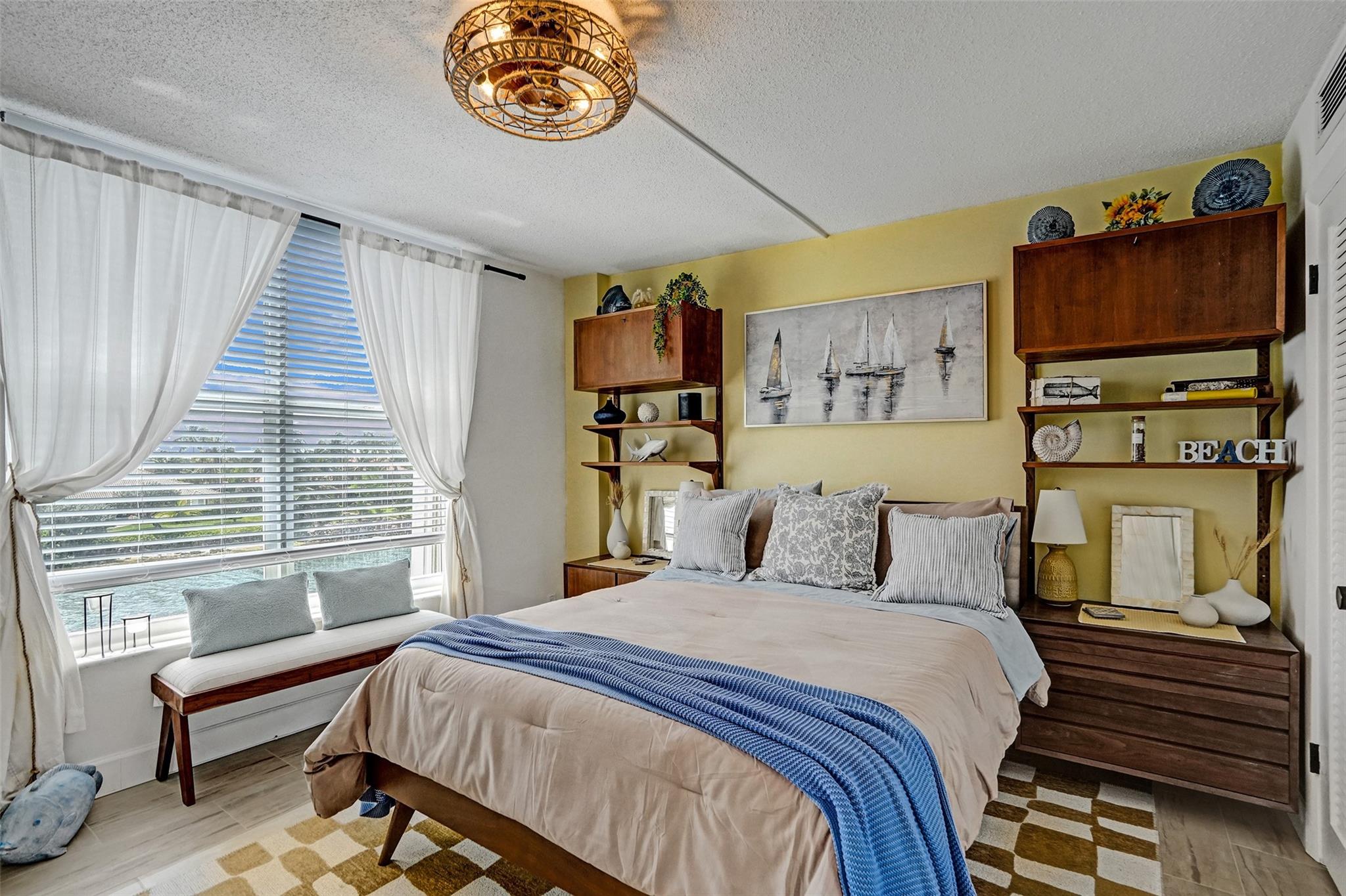 Hillsboro Le Baron Condo - Residential Lease