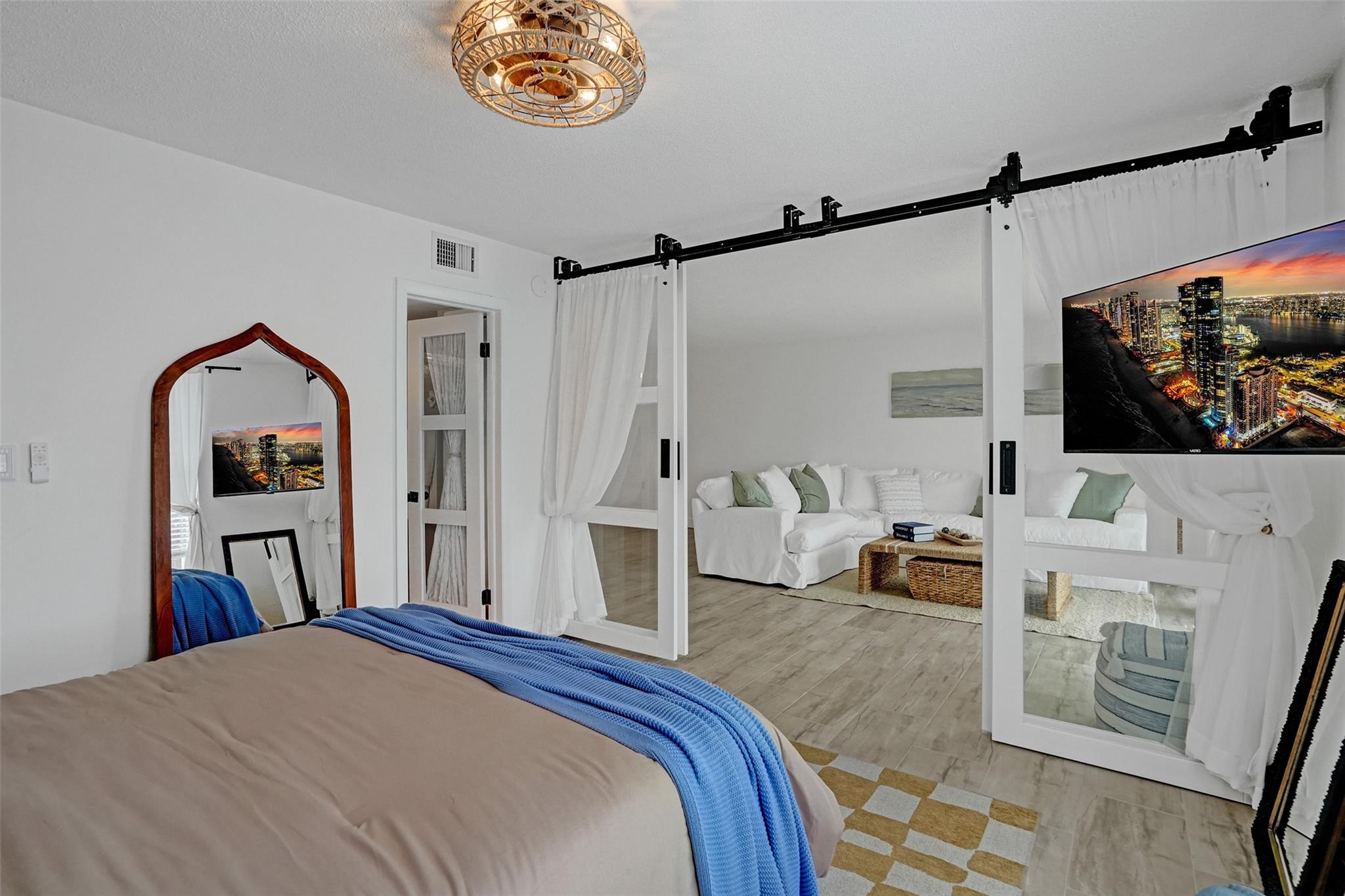 Hillsboro Le Baron Condo - Residential Lease