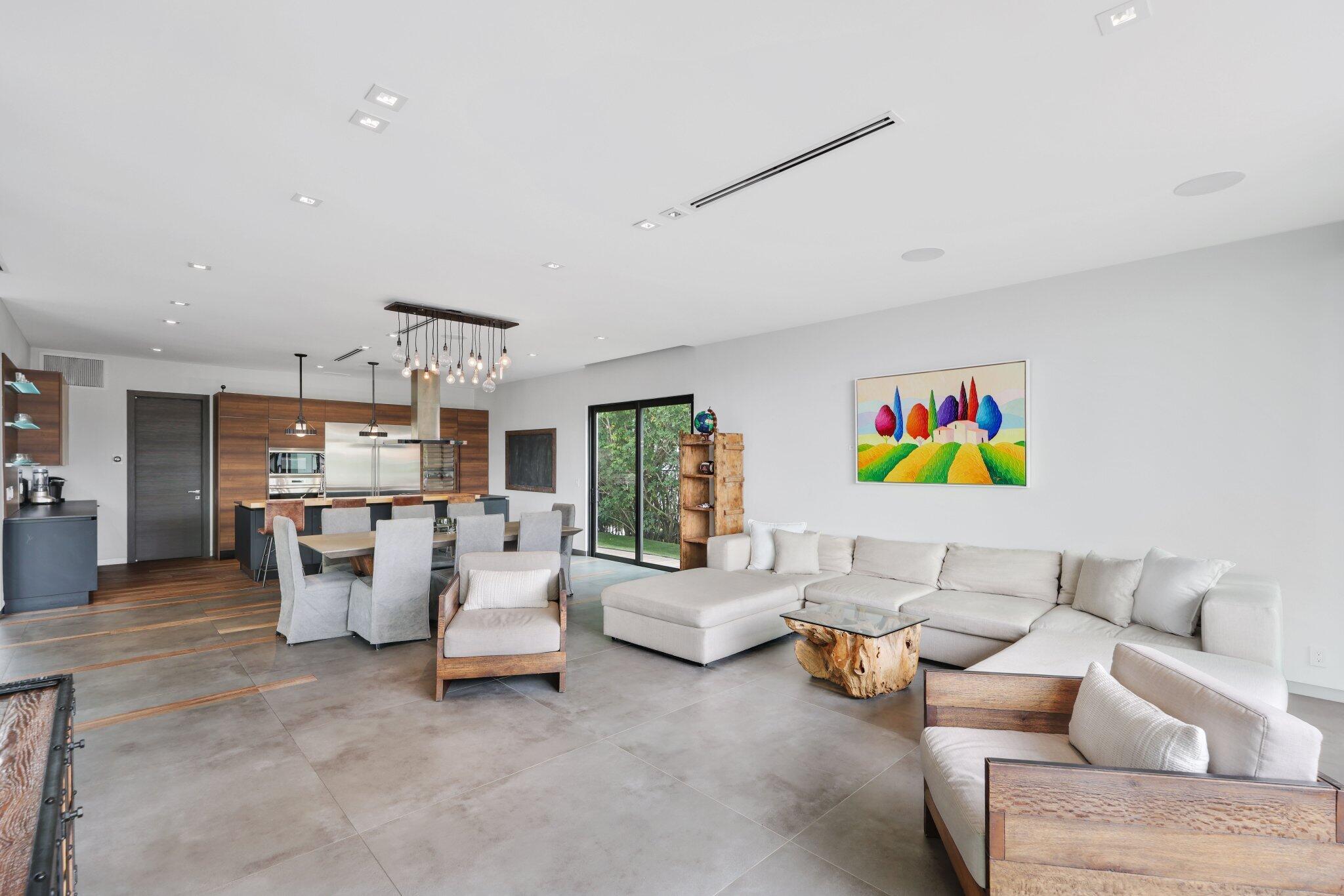 BOCA HARBOUR - Residential