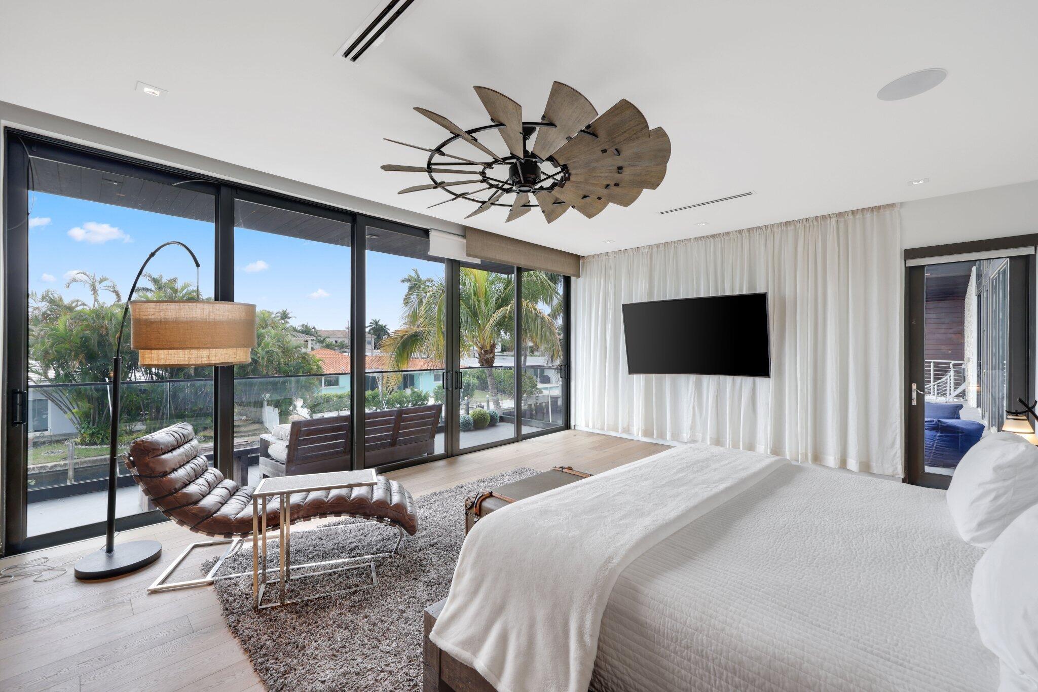 BOCA HARBOUR - Residential