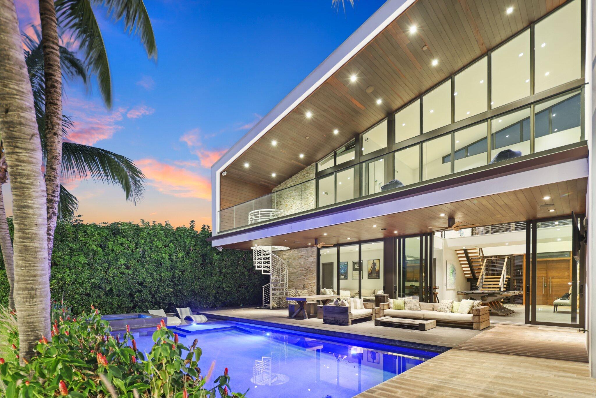 BOCA HARBOUR - Residential