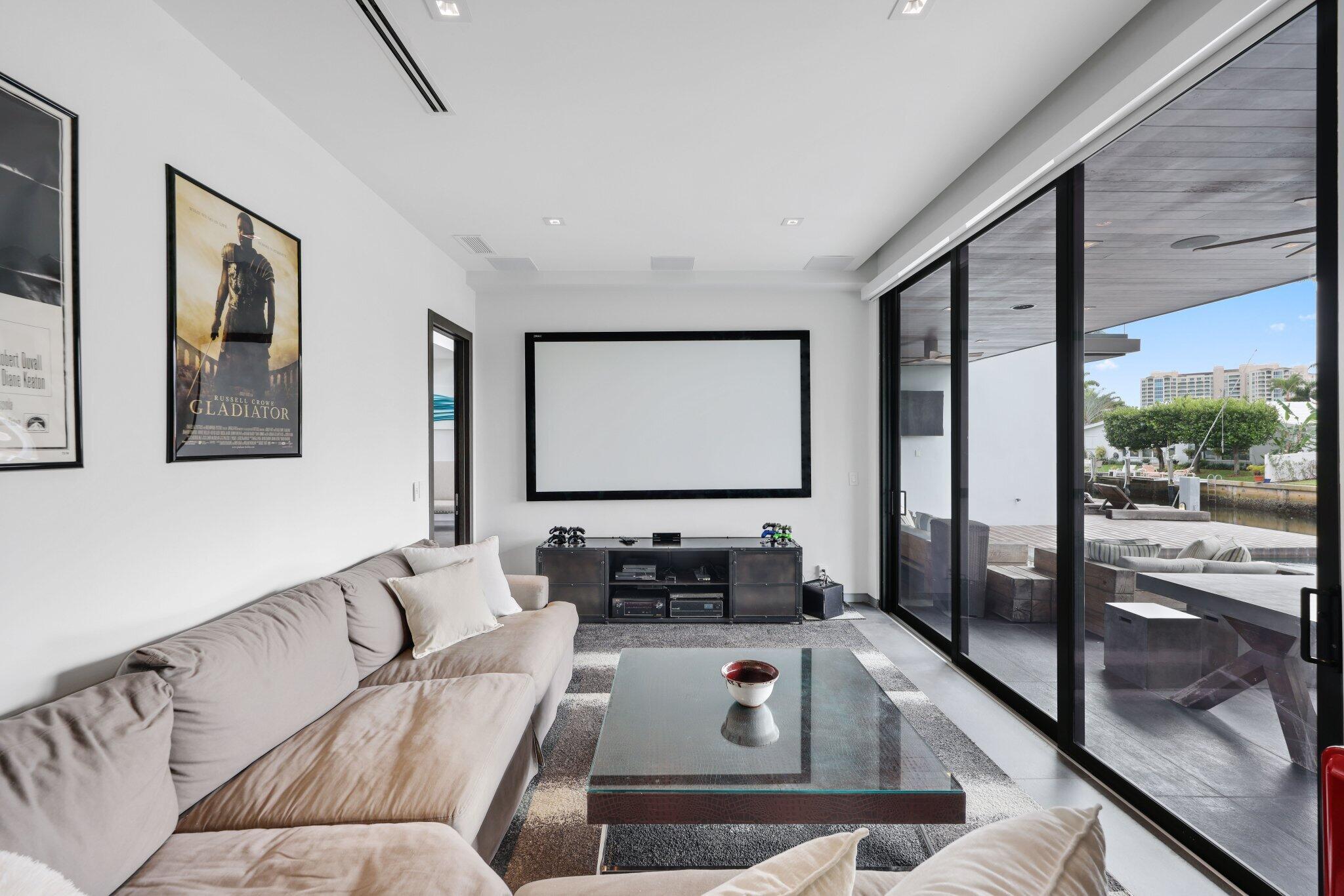 BOCA HARBOUR - Residential