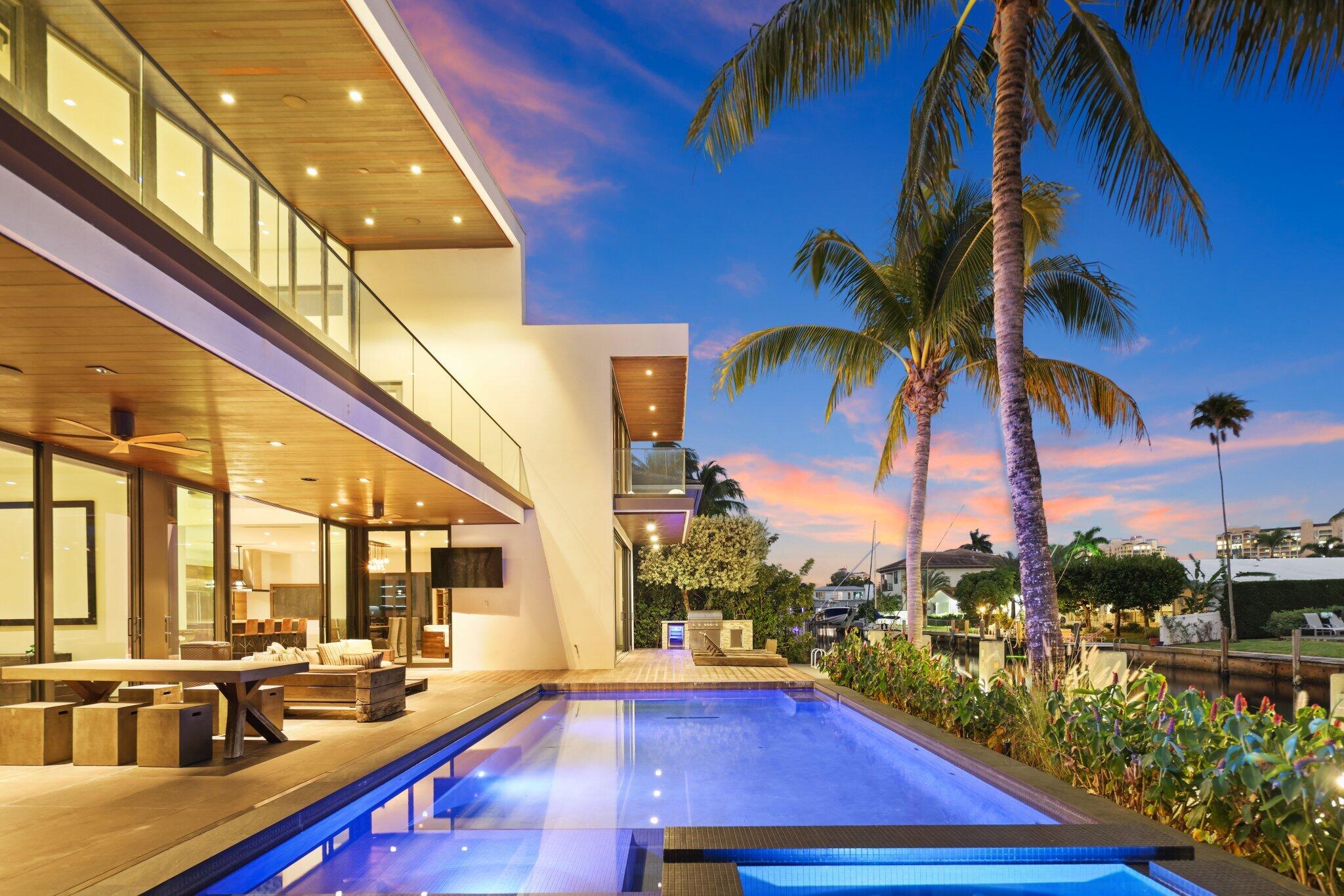 BOCA HARBOUR - Residential