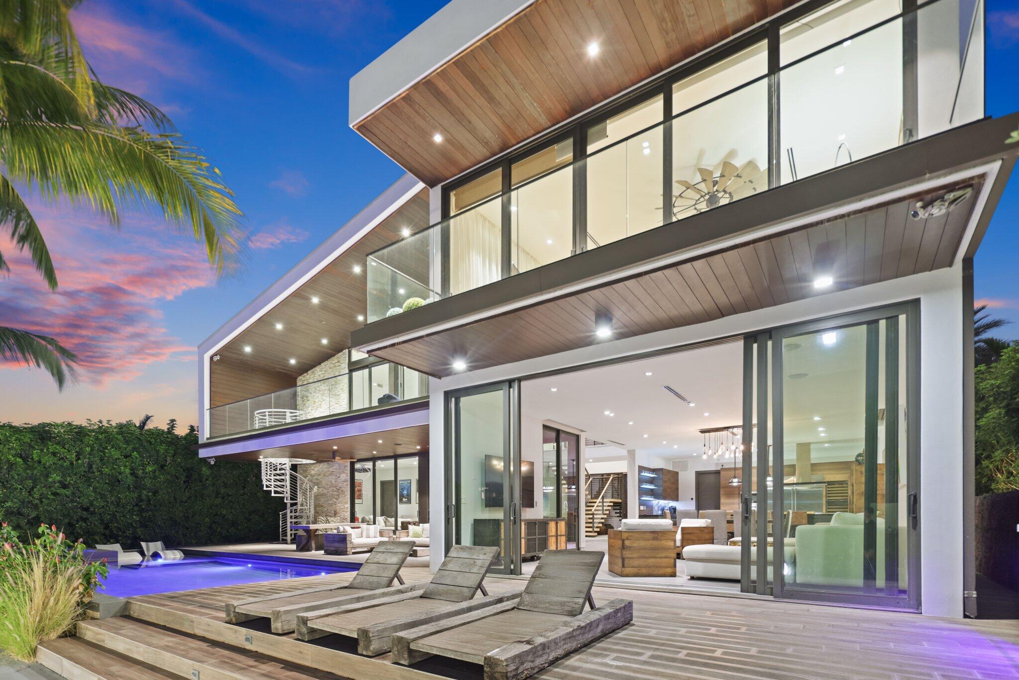 BOCA HARBOUR - Residential