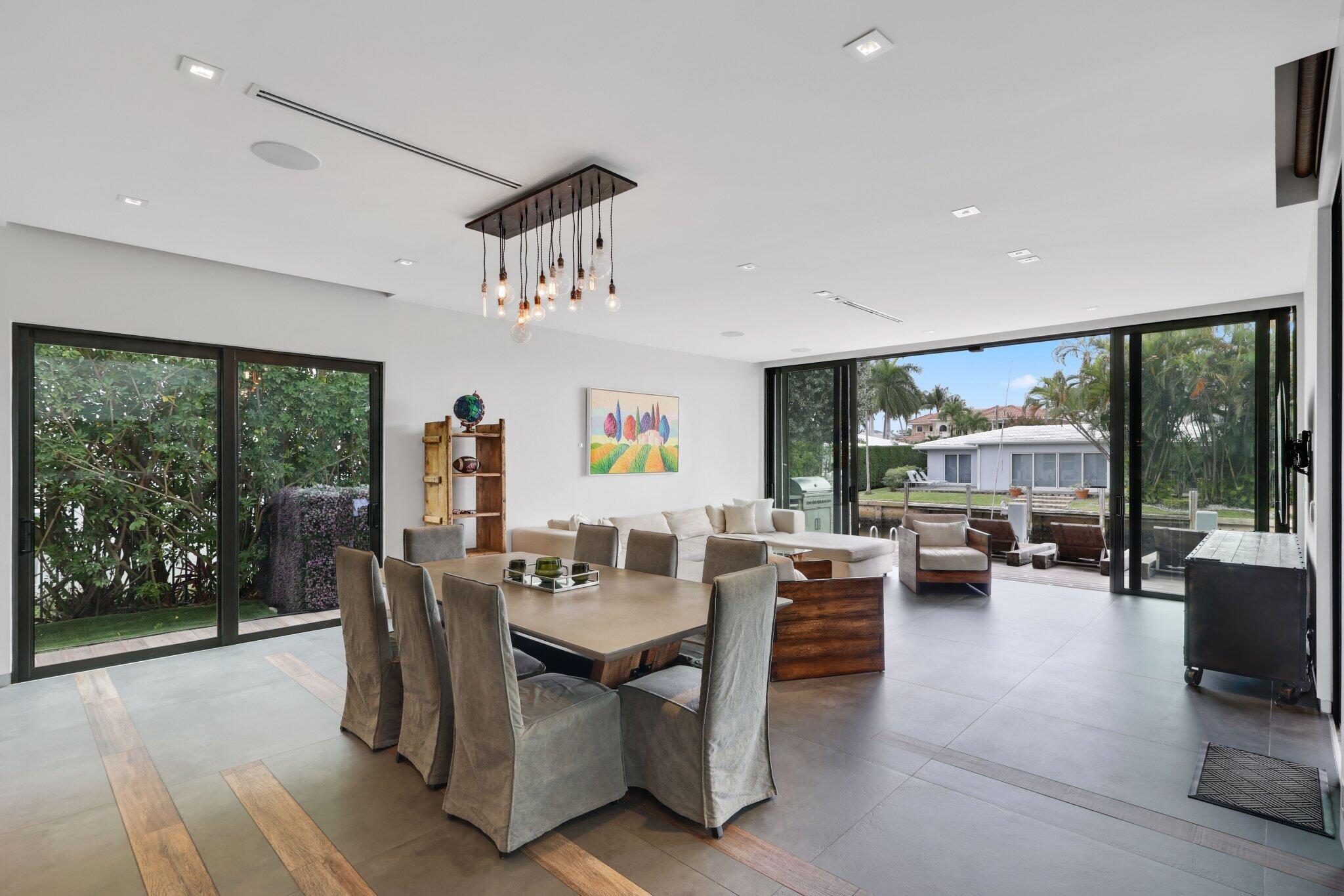 BOCA HARBOUR - Residential