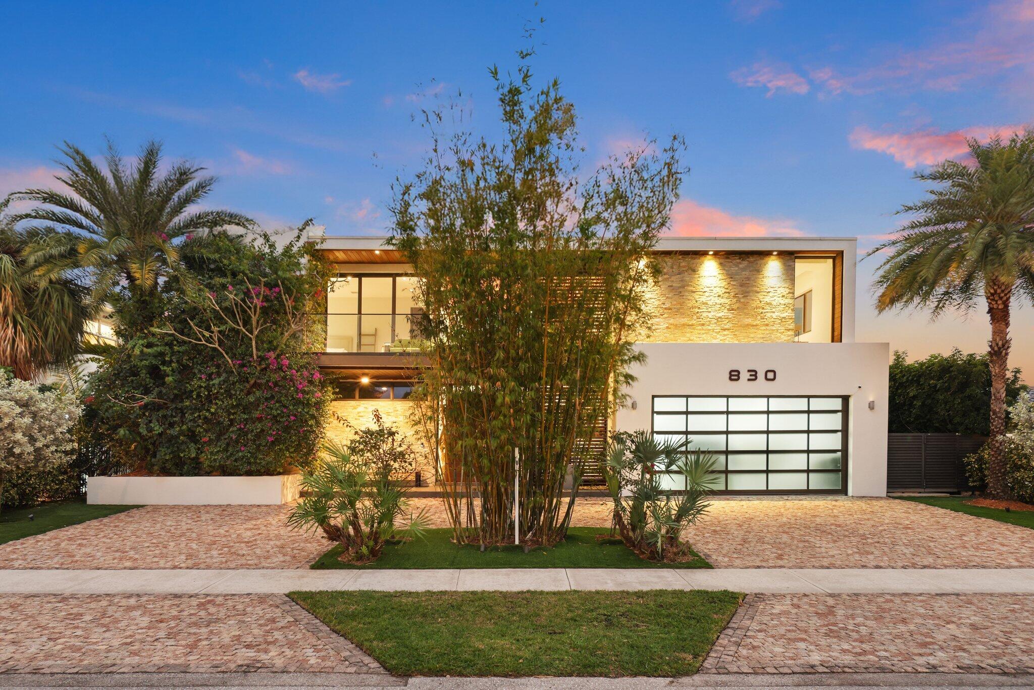 BOCA HARBOUR - Residential