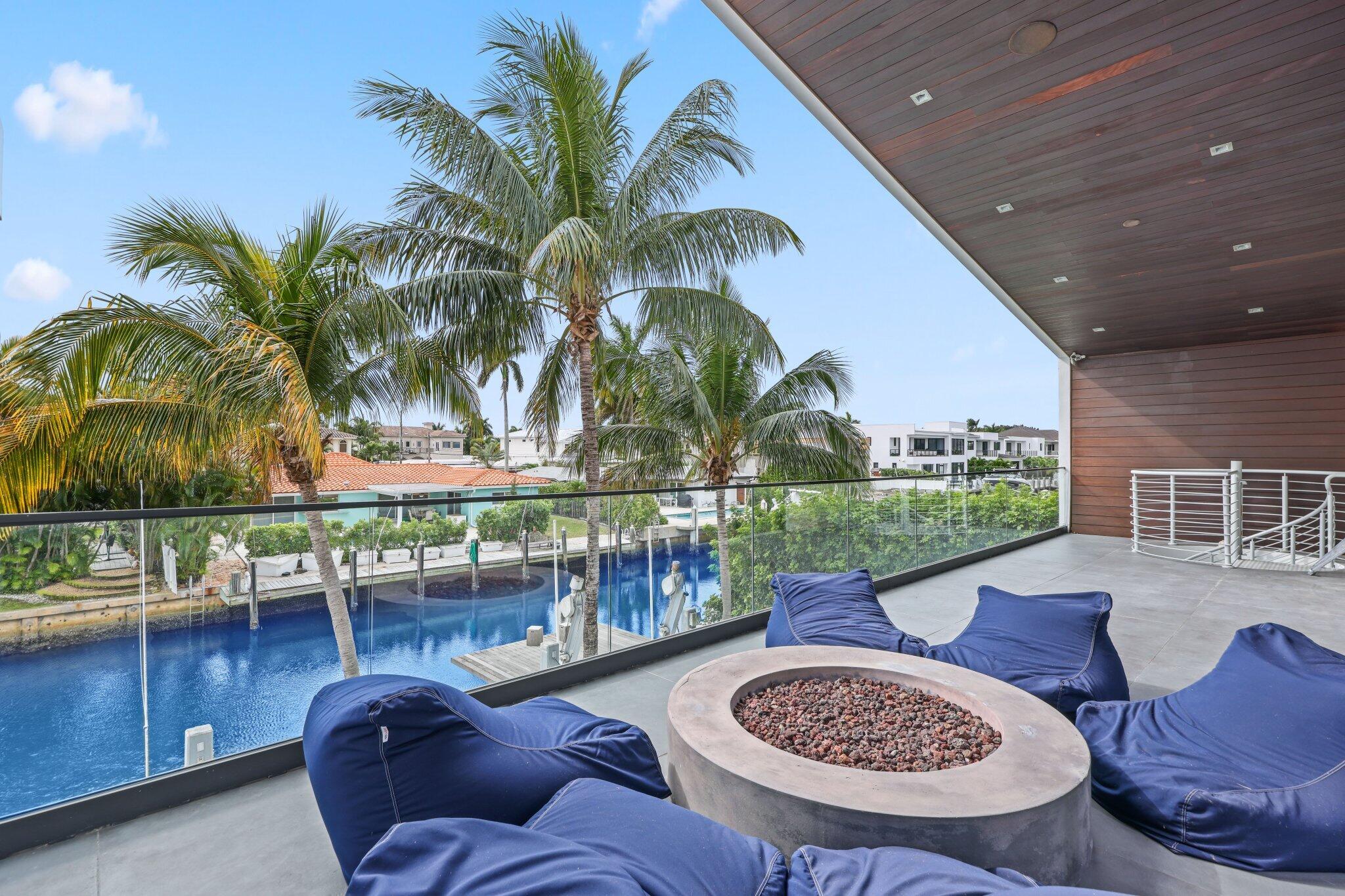 BOCA HARBOUR - Residential