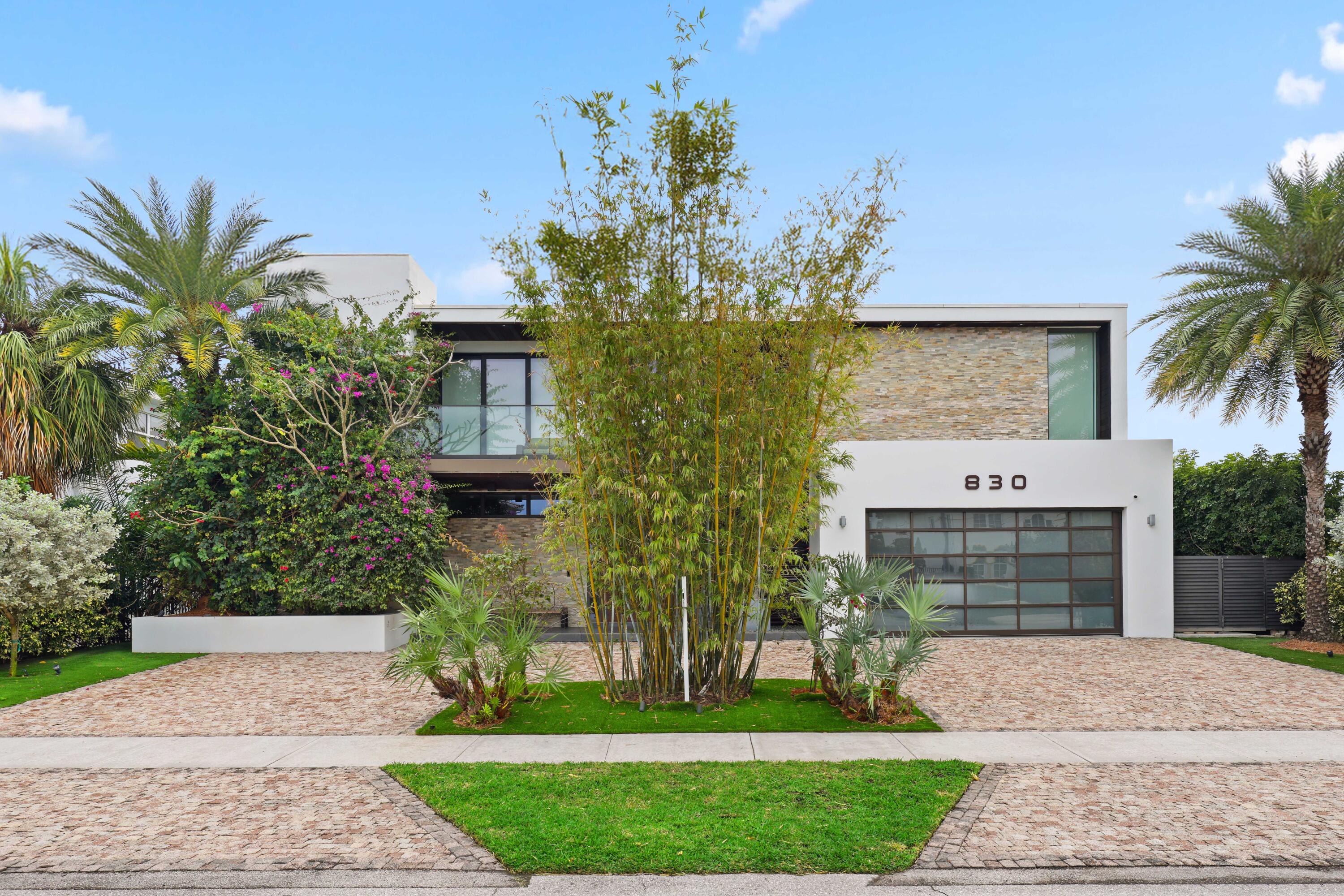 BOCA HARBOUR - Residential