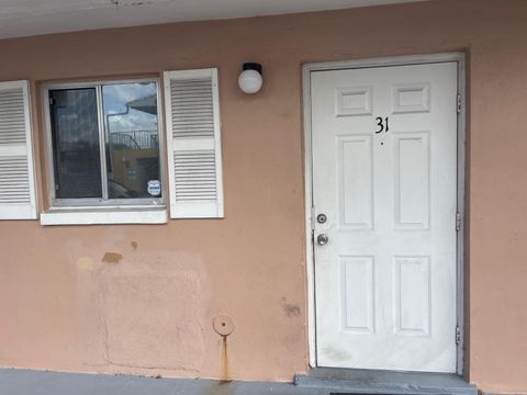 1501 Crescent D31 Circle D31 Lake Park FL 33403