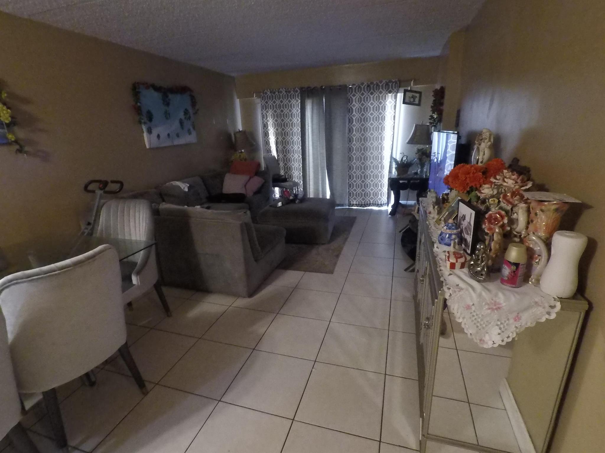 1501 Crescent D31 Circle D31