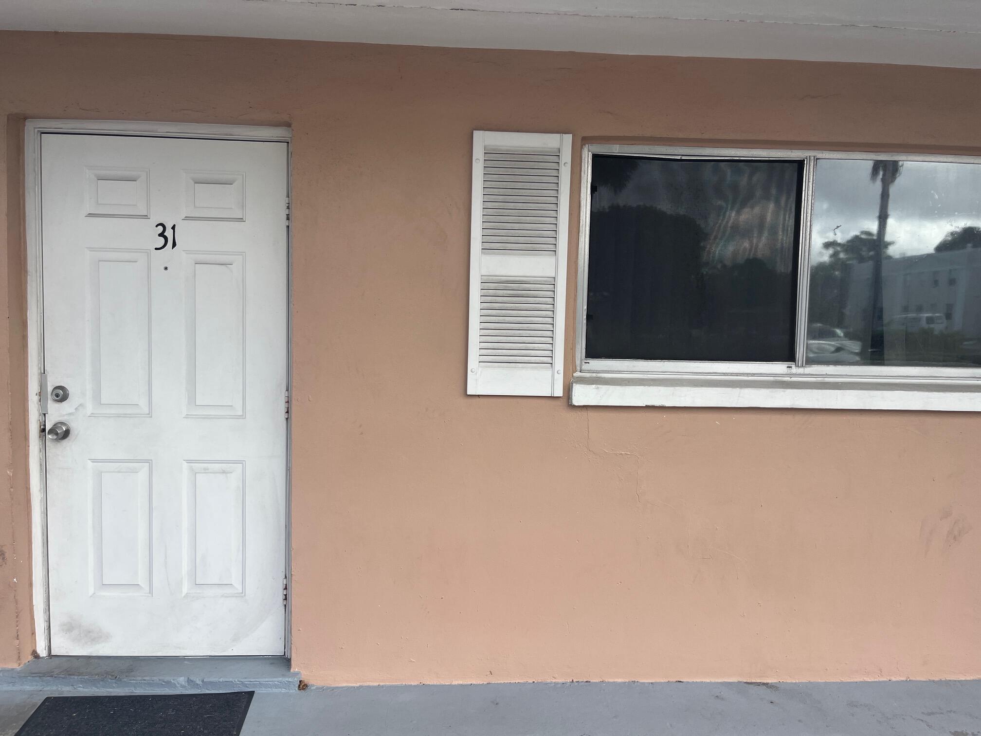 1501 Crescent D31 Circle D31