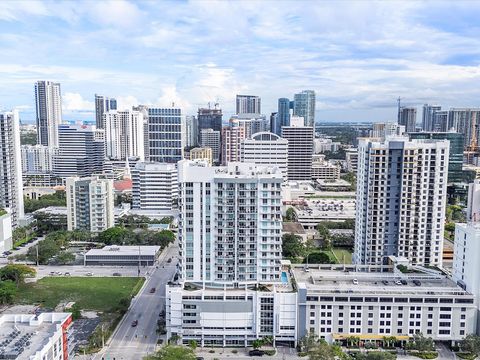 Condominium in Fort Lauderdale FL 315 3rd Ave Ave 40.jpg