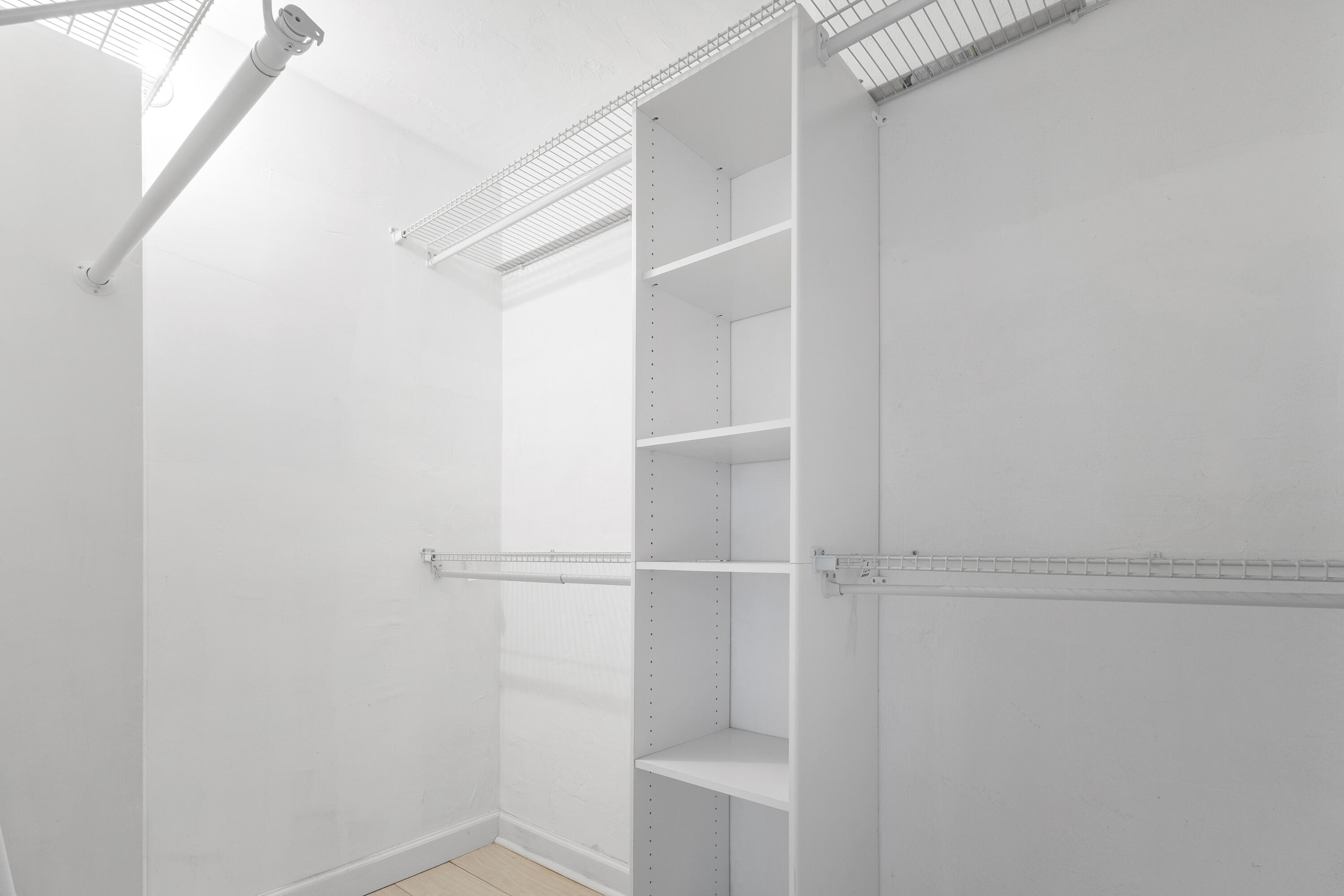 STERLING VILLAGE 770 CONDO - Residential