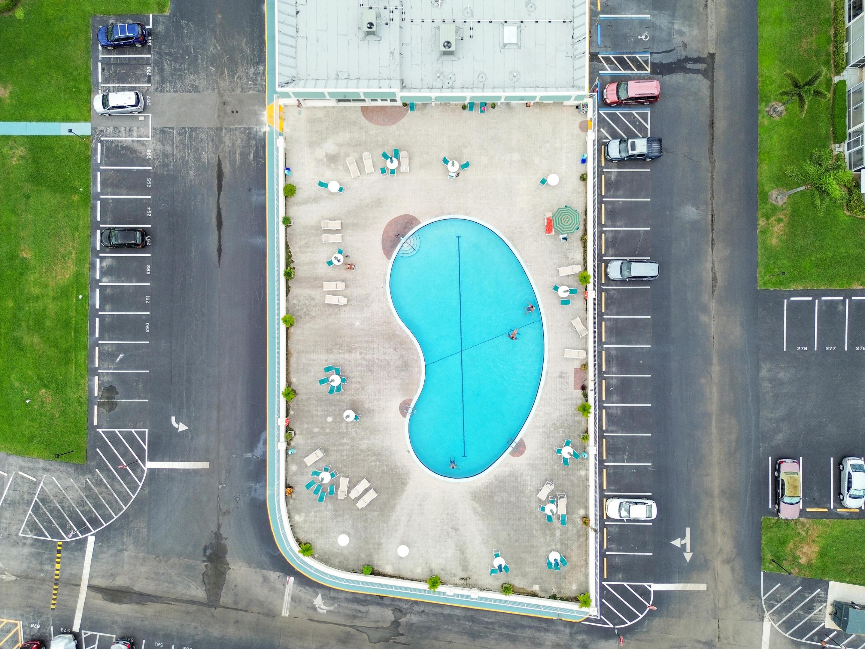 STERLING VILLAGE 770 CONDO - Residential