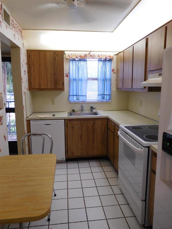 SUNRISE OF PALM BEACH CONDO 1 - Residential