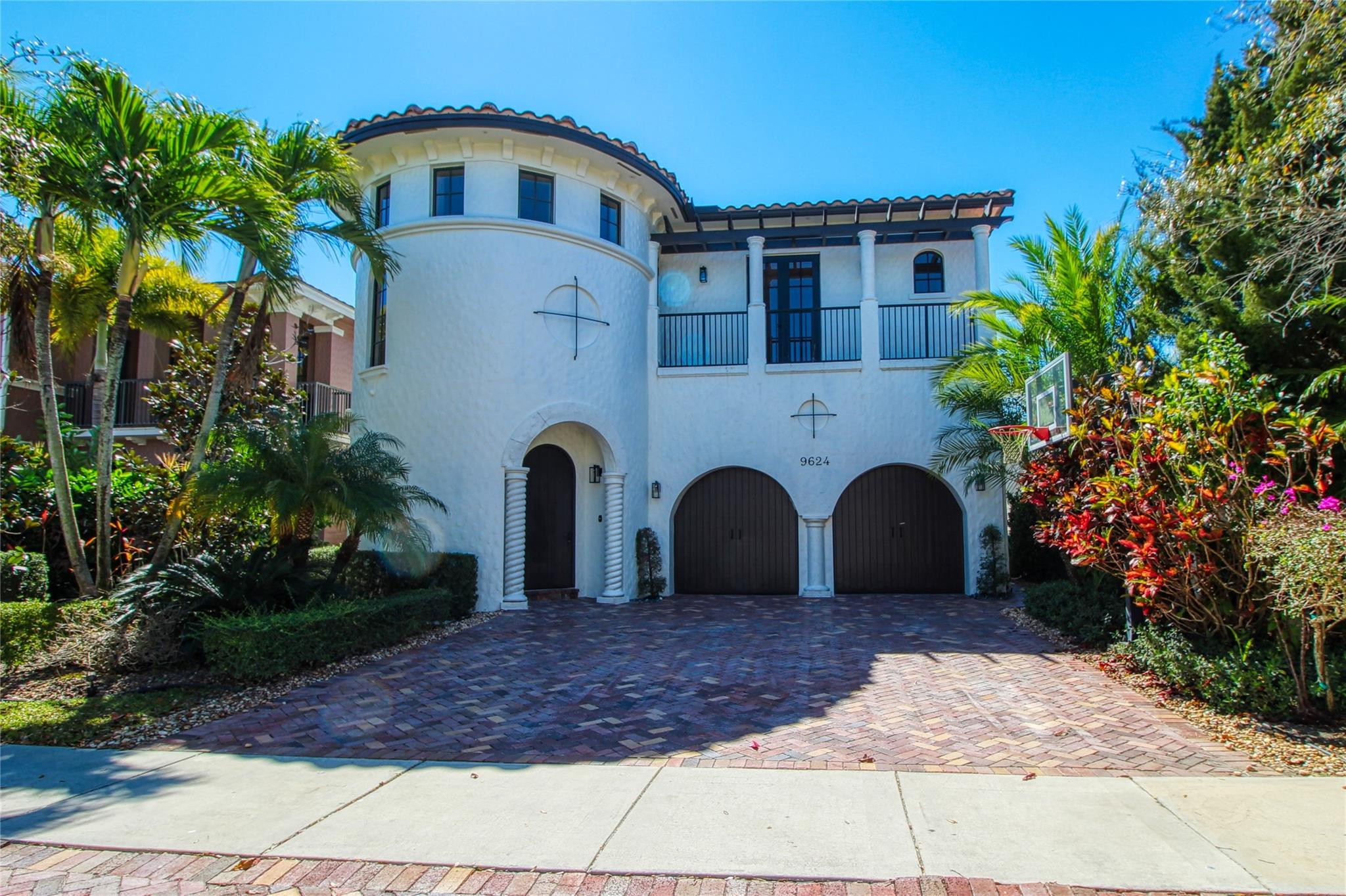 Parkland Golf & Country C - Residential Lease