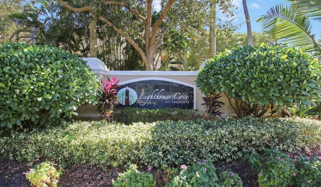 Photo of 266 Village Blvd #6102, Tequesta, FL 33469 (MLS # B26000538)