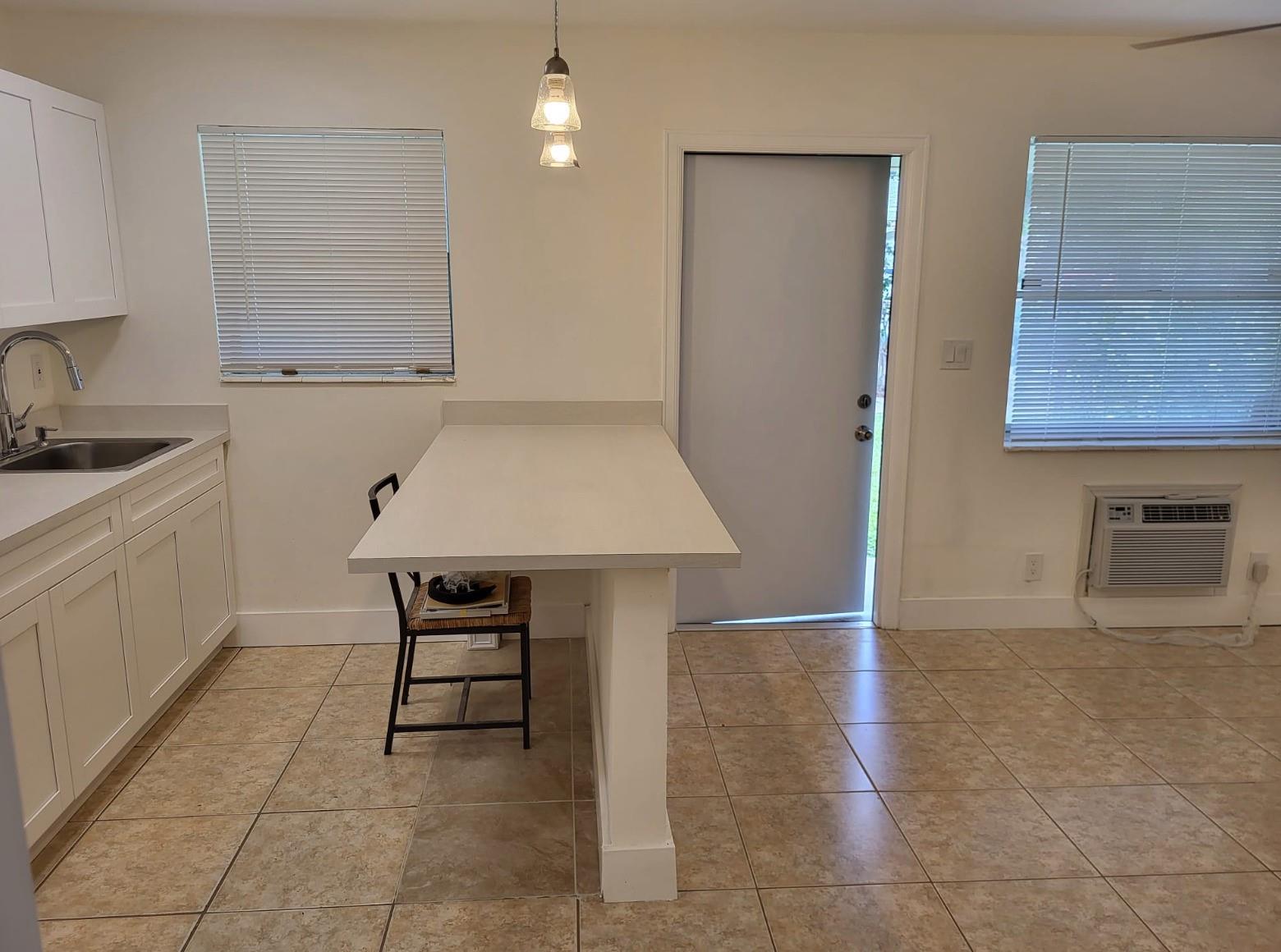 Gracewood 2 24-33 B - Residential Lease