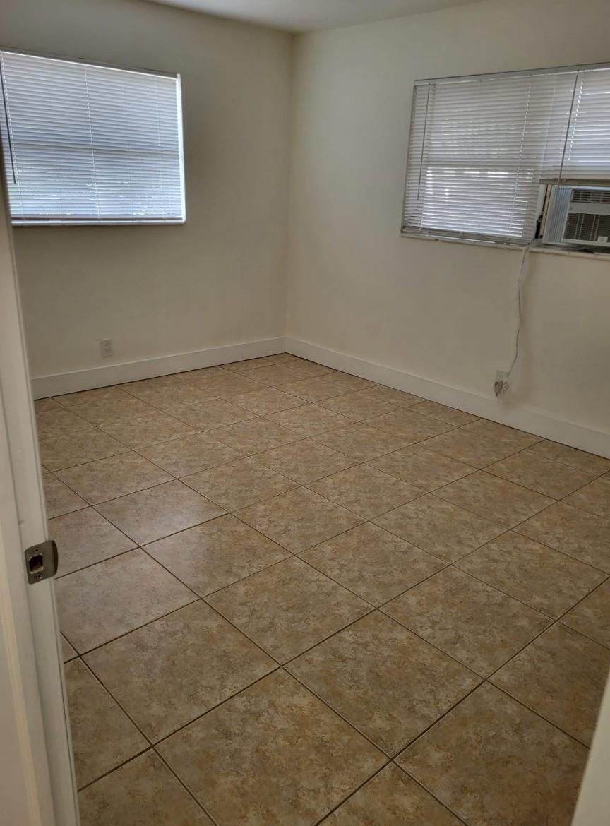 Gracewood 2 24-33 B - Residential Lease