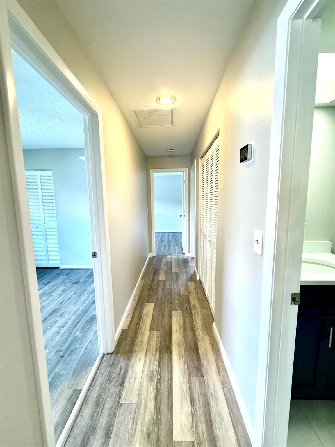 Parkview Condominiums - Residential Lease