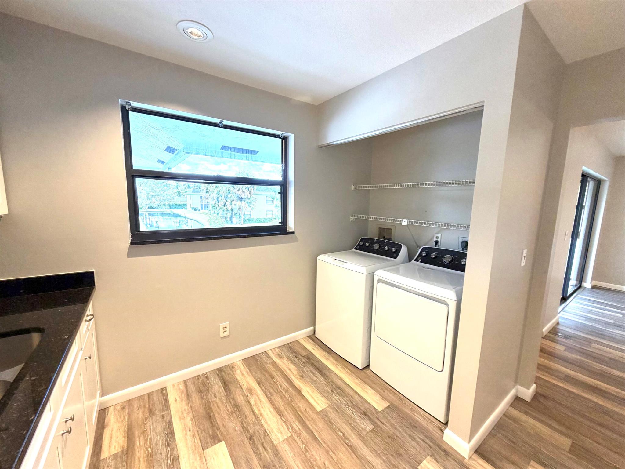 Parkview Condominiums - Residential Lease