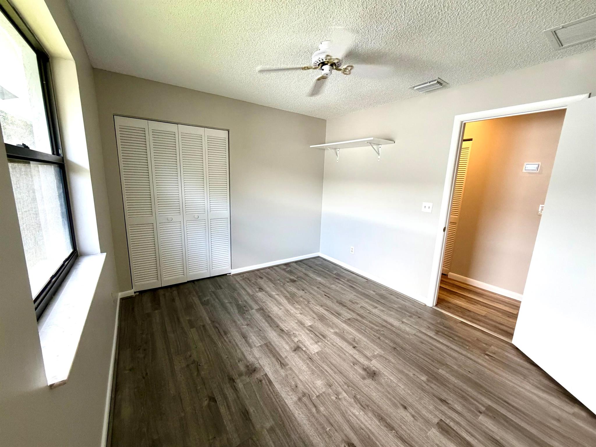 Parkview Condominiums - Residential Lease