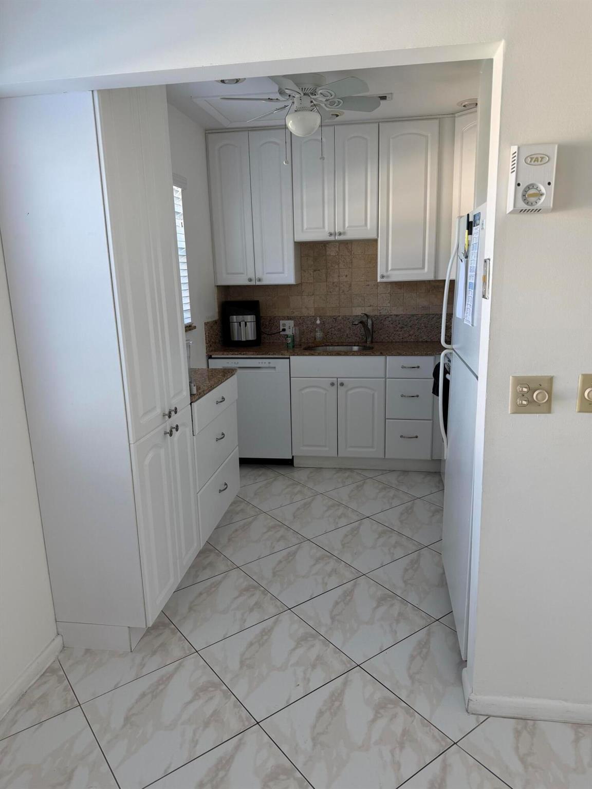 MANSFIELD AT CENTURY VILL - Residential Lease